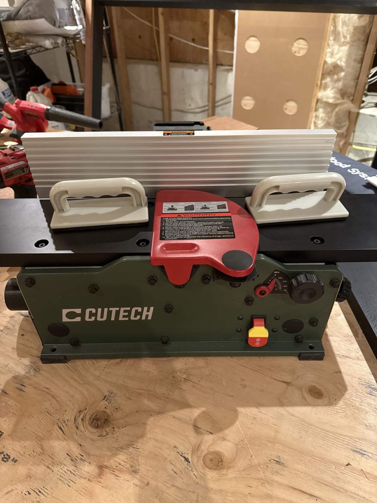 Cutech 40160HB 6-Inch Spiral Cutterhead Benchtop Jointer with Teflon-Coated Aluminum Tables, 12 TC Inserts, 19-5/8