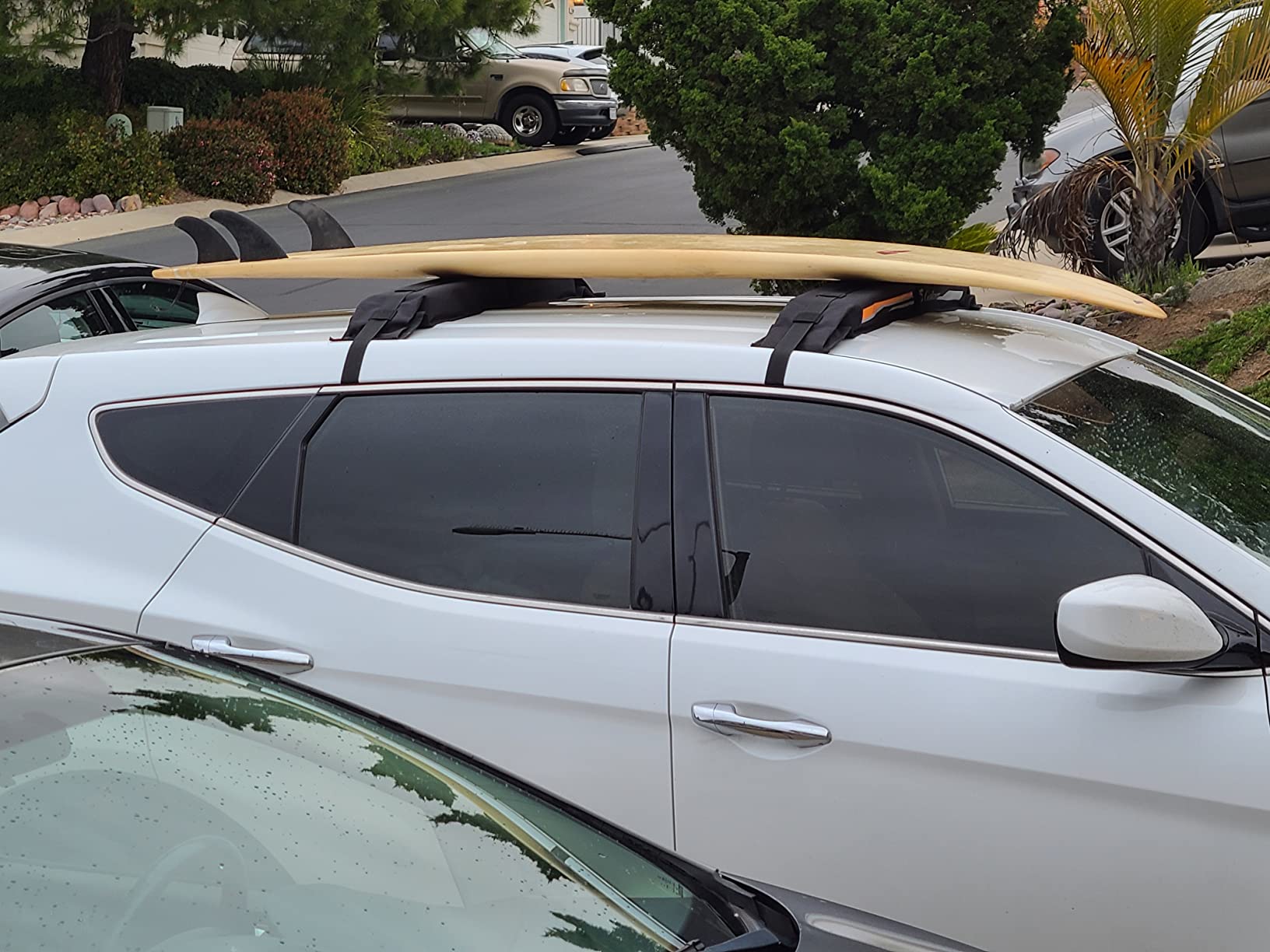 Golkcurx Universal Soft Roof Rack Pads for Kayak（Black）| Surfboard, SUP, Canoe, Snowboard, 15FT Tie-Down Straps*2, Storage Bag*1 customer photo 1