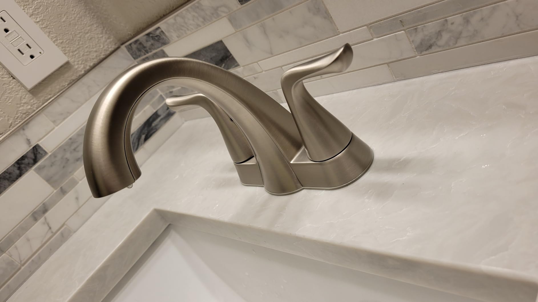 Pfister Willa 4 inch Centerset Bathroom Sink Faucet 2-Handle 3-Hole NSF Certified Spot Defense Brushed Nickel Vanity Faucet with Push & Seal Drain Installation LF048MALGS customer photo 2