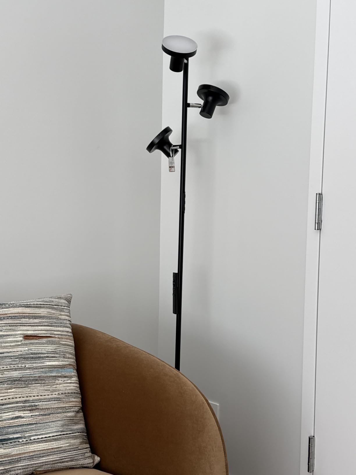 SIBRILLE 36W LED Tree Floor Lamp, Modern Dimmable Standing Lamp with Remote & Touch Control, 4 Color Temperatures, 3 Rotatable LED Light Floor Lamps for Living Room, Bedroom, Office customer photo 1