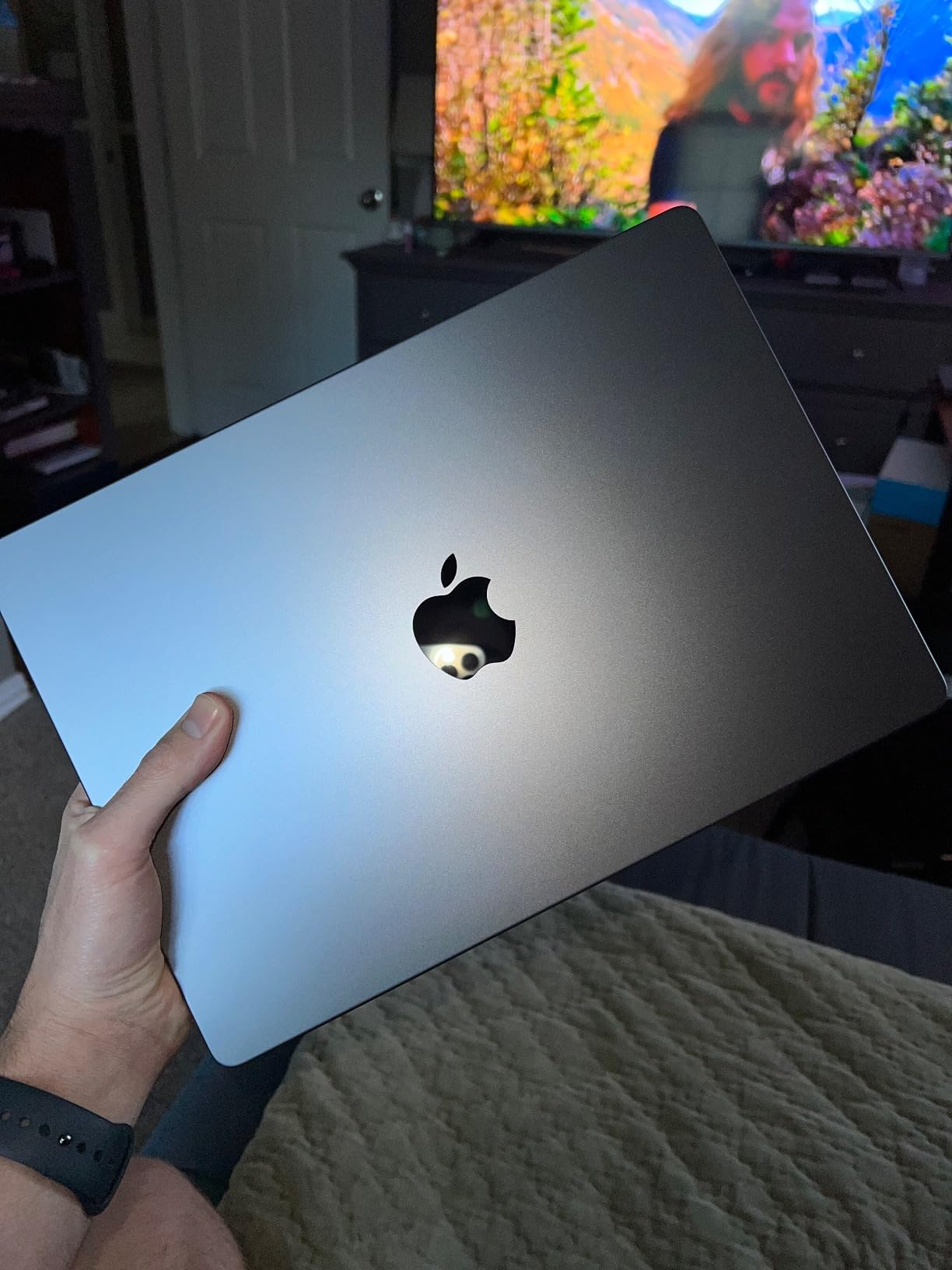 Apple 2023 MacBook Pro Laptop with Apple M2 Pro chip with 12-core CPU and 19-core GPU: 14.2-inch Liquid Retina XDR Display, 16GB Unified Memory, 1TB SSD Storage customer photo 2