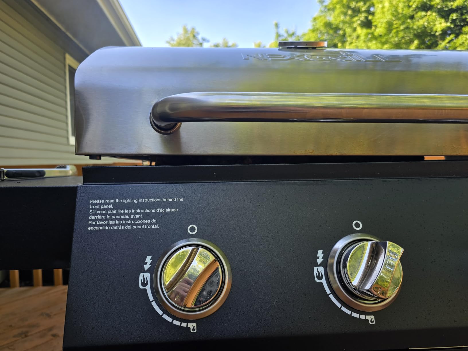 Nexgrill Propane 3 Burner Gas Grill, Side Tables with Stainless Steel Lid | 27000 BTU, Built-In Thermometer, 429 Sq In Cooking Space, Porcelain-coated Steel Grate and Firebox, Warming Rack customer photo 2
