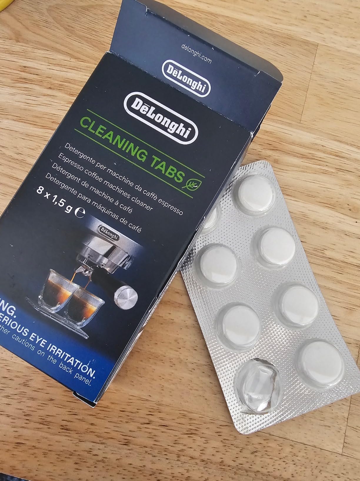 De'Longhi Cleaning Tab for Brewing Units of Manual Espresso Machines | Espresso Machine Cleaner, Suitable for Manual Machines, Filter Holder Cleaner, Non-Corrosive Formula, DLSC552 customer photo 2