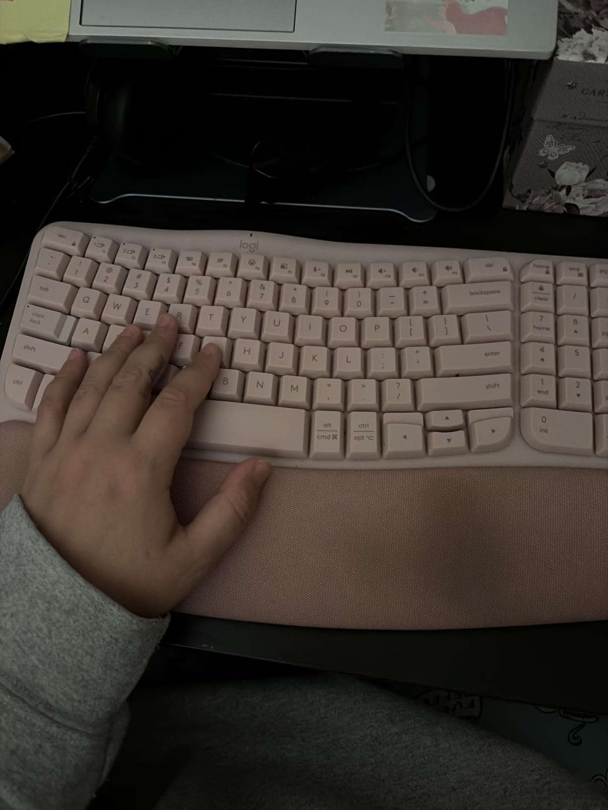 Logitech Wave Keys Ergonomic Wireless Keyboard with Palm Rest - Graphite | For natural typing posture, connects up to 3 devices via Easy-Switch, Bluetooth, Logi Bolt Receiver, Multi-OS, Windows / Mac customer photo 2
