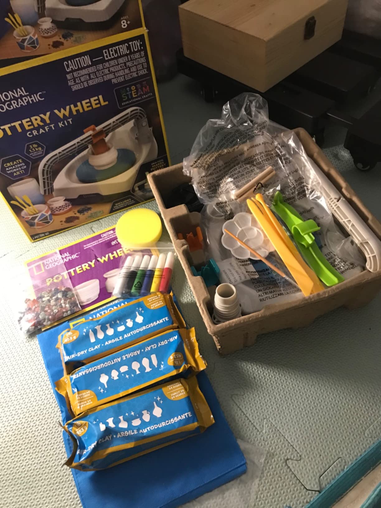 National Geographic Deluxe Pottery Wheel Complete Starter Kit for Kids customer photo 2
