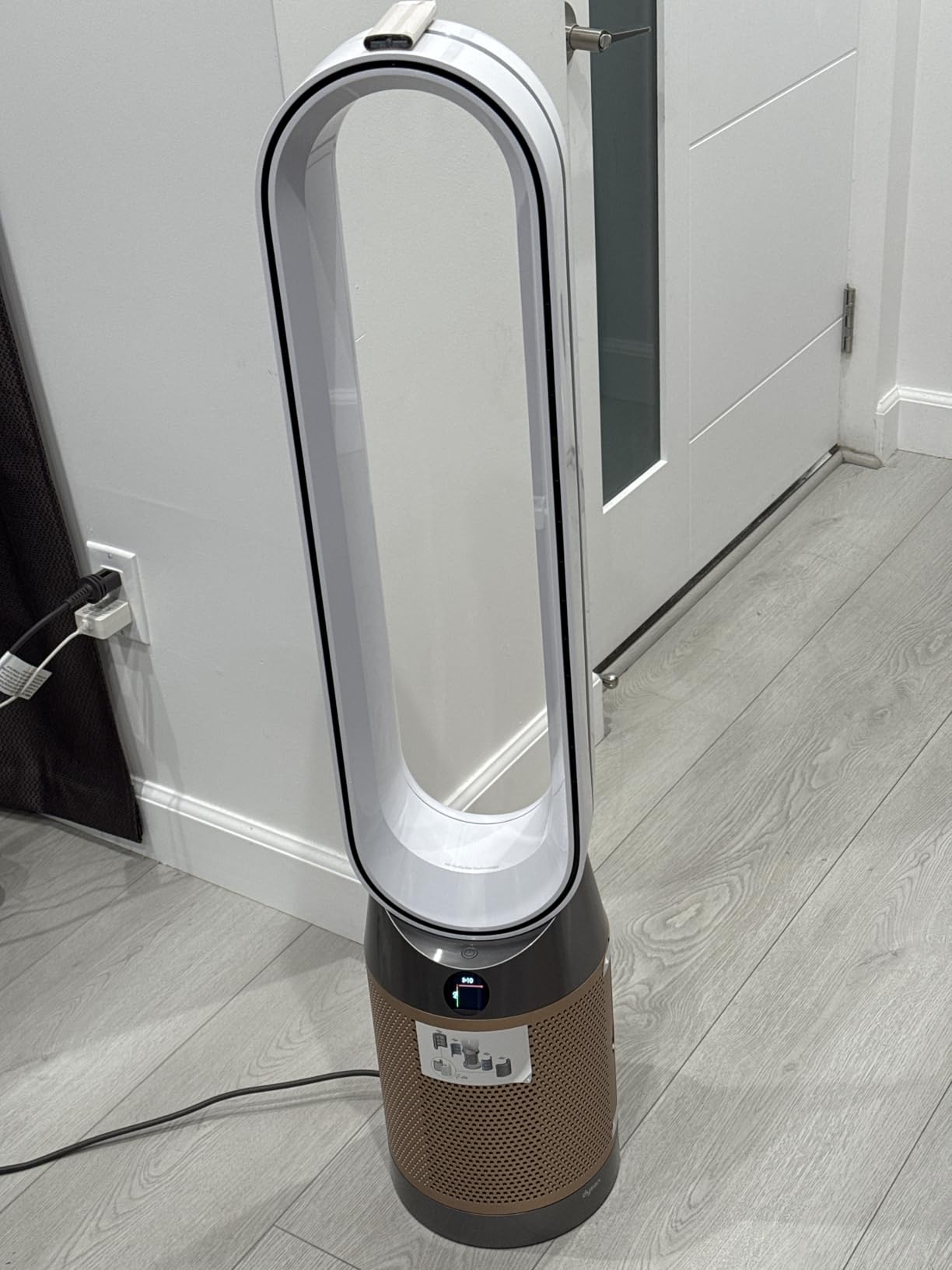 Dyson Purifier Cool Formaldehyde TP09 Air Purifier and Fan | White/Gold Large customer photo 1
