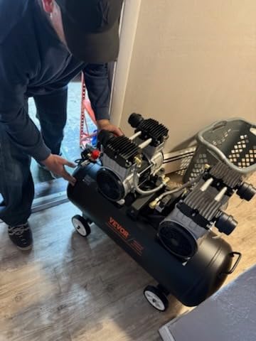 VEVOR 6.3 Gallon Air Compressor, 2 HP 3.35 CFM@90PSI Air Compressors with Max. 116PSI Pressure, Oil Free Compressor Tank for Auto Repair, Tire Inflation, Spray Painting, Woodwork Nailing customer photo 1