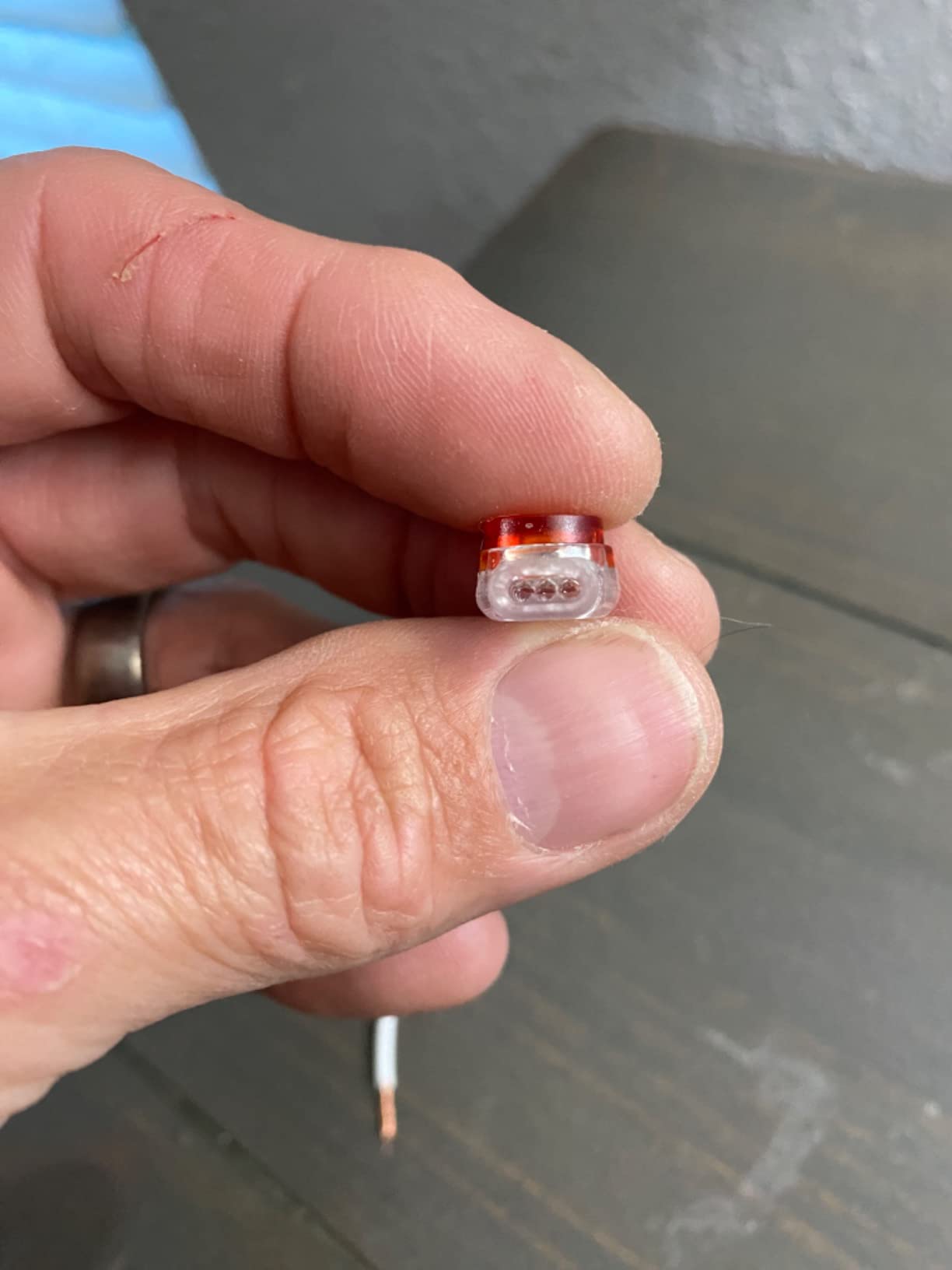 UR 3 Port Connector Corrosion-Resistant Moisture-Proof Waterproof Clear Button Wire Splice Connector Butt for Weak Current Wire Connection Such as Loudspeaker Wires (50 pcs) customer photo 2