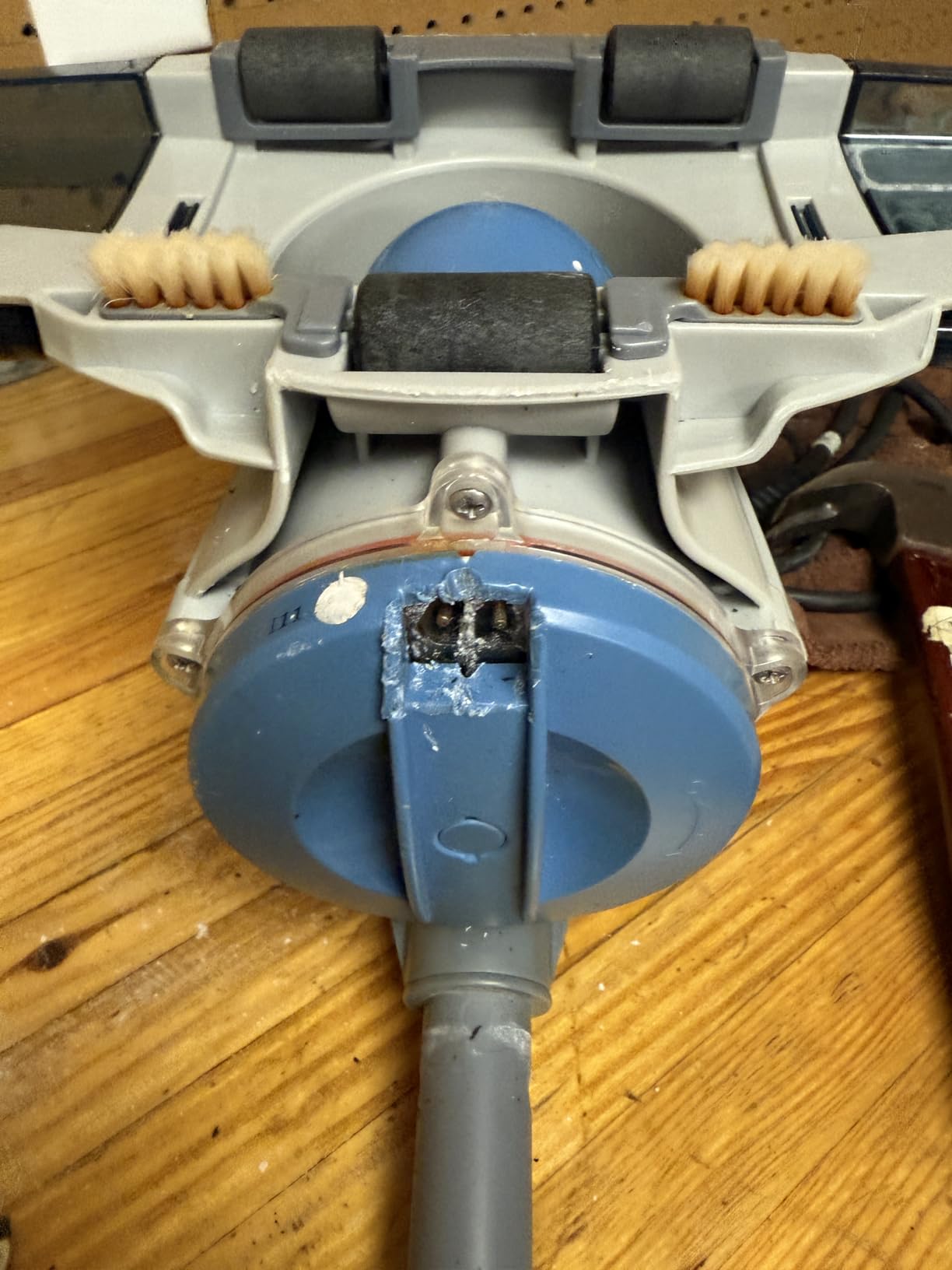 KOKIDO Rechargeable Heavy Duty Pool Leaf Vacuum Cleaner, Commercial Power Suction for Pool Opening, Standard and Fine Filter Bags, for Larger Leaves and Debris, Inground and Above Ground Pools XV910 customer photo 1