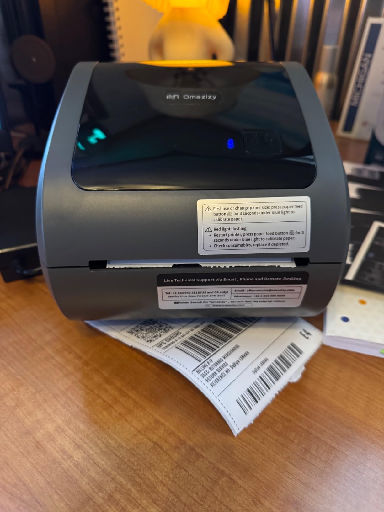 Bluetooth Shipping Label Printer with Built-in Label Bin | D520BT 4x6 Thermal Label Printer for Small Business, Thermal Printers Compatible with USPS, Tiktok, Amazon customer photo 1