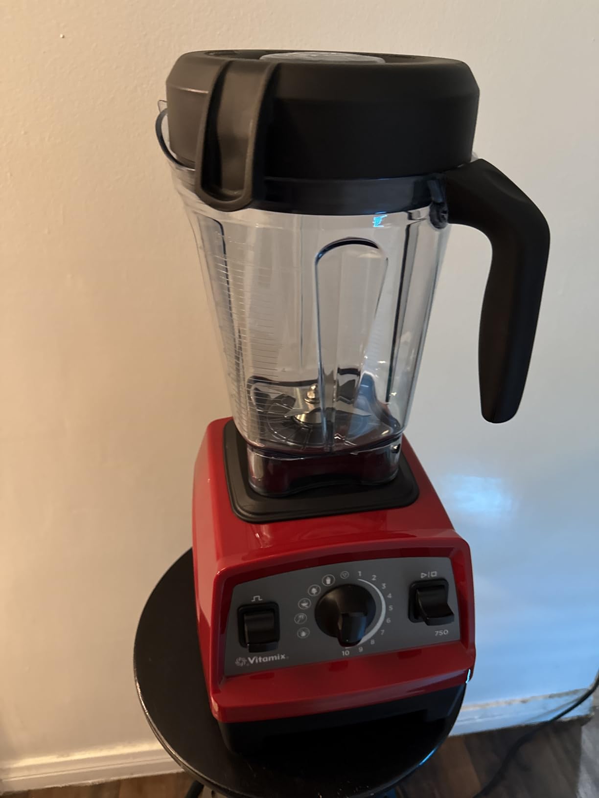 Vitamix Propel Series 750 Professional-Grade Blender, 4 Programs, Black | 64 oz. Container, Kitchen Appliance for Smoothies, Soups and More, Pulse, Variable Speed, Self-Cleaning Program customer photo 2