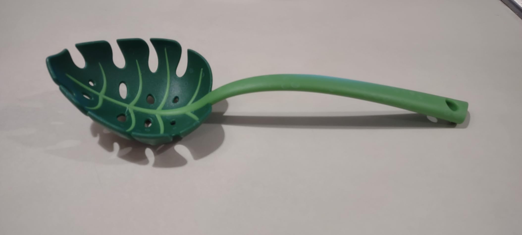 OTOTO Pasta Spoon & Spaghetti Spoon - Cooking Gadgets, Cooking Gifts, Cool Kitchen Gadgets, Cool Gifts, Cute Kitchen Accessories, Funny Gifts, Random Stuff customer photo 2