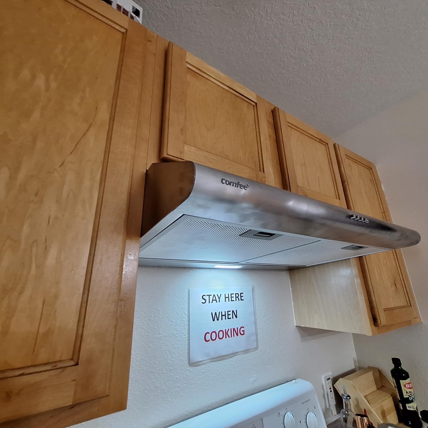 COMFEE' Range Hood 30 Inch Under Cabinet, Ducted/Ductless Convertible | 3-Speed Exhaust Fan with Bright LED Light, Reusable Filter & 65dB Quiet Design for Kitchen, Condos and Apartments customer photo 2