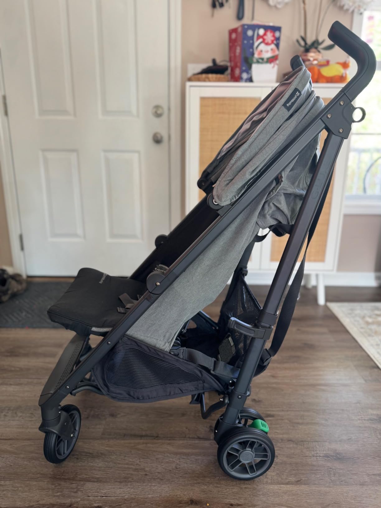 UPPAbaby G-Luxe Umbrella Stroller - Lightweight for Travel - Greyson | Lightweight at 16 lbs, Carry Strap and Cup Holder Included, All-Wheel Suspension, Stands when folded customer photo 2
