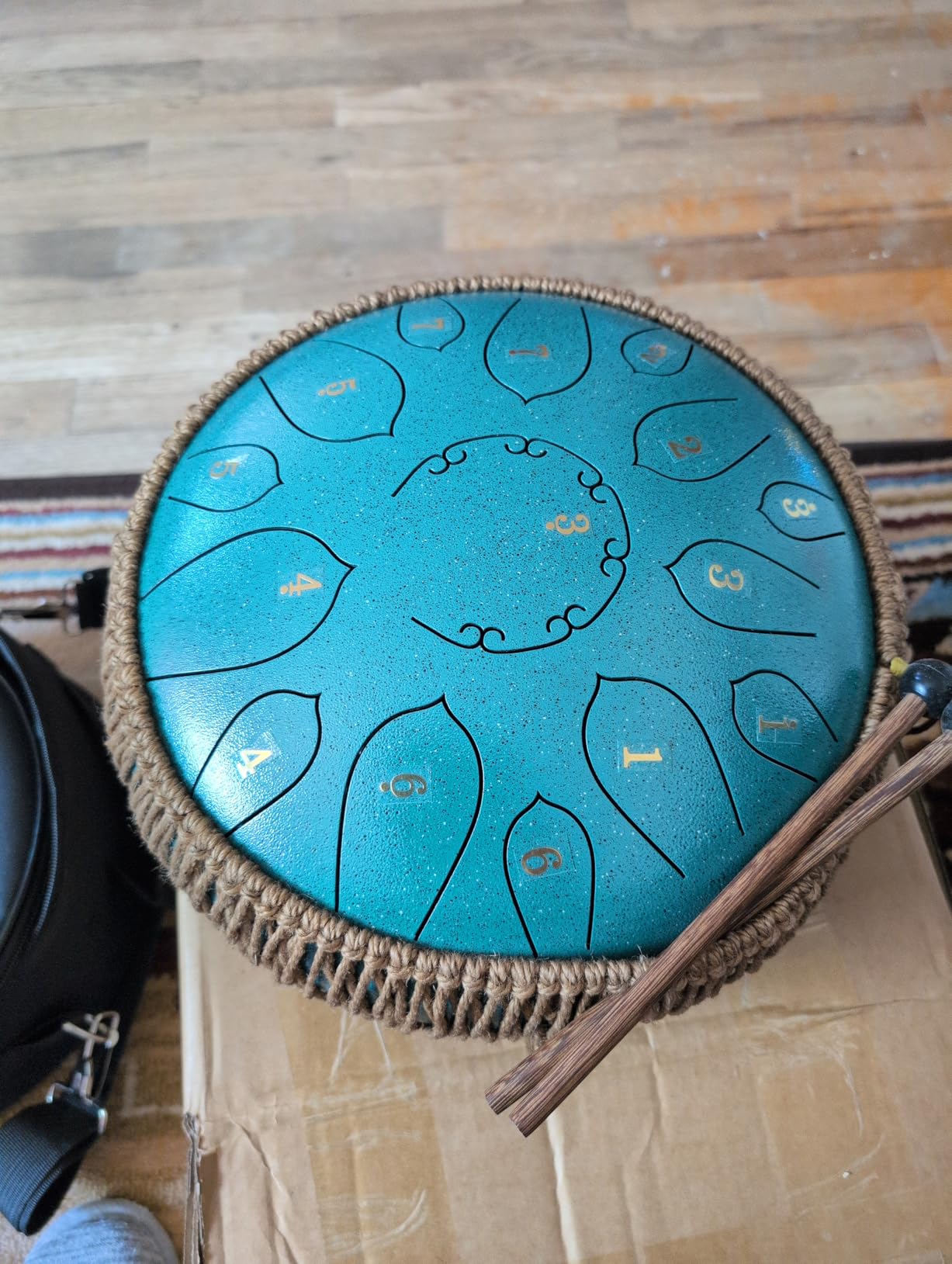 HOPWELL Steel Tongue Drum - 15 Note 12 Inch Tongue Drums - Percussion Instruments - Hand Pan Drum with Music Book, Drum Mallets and Carry Bag, D Major, Black customer photo 1