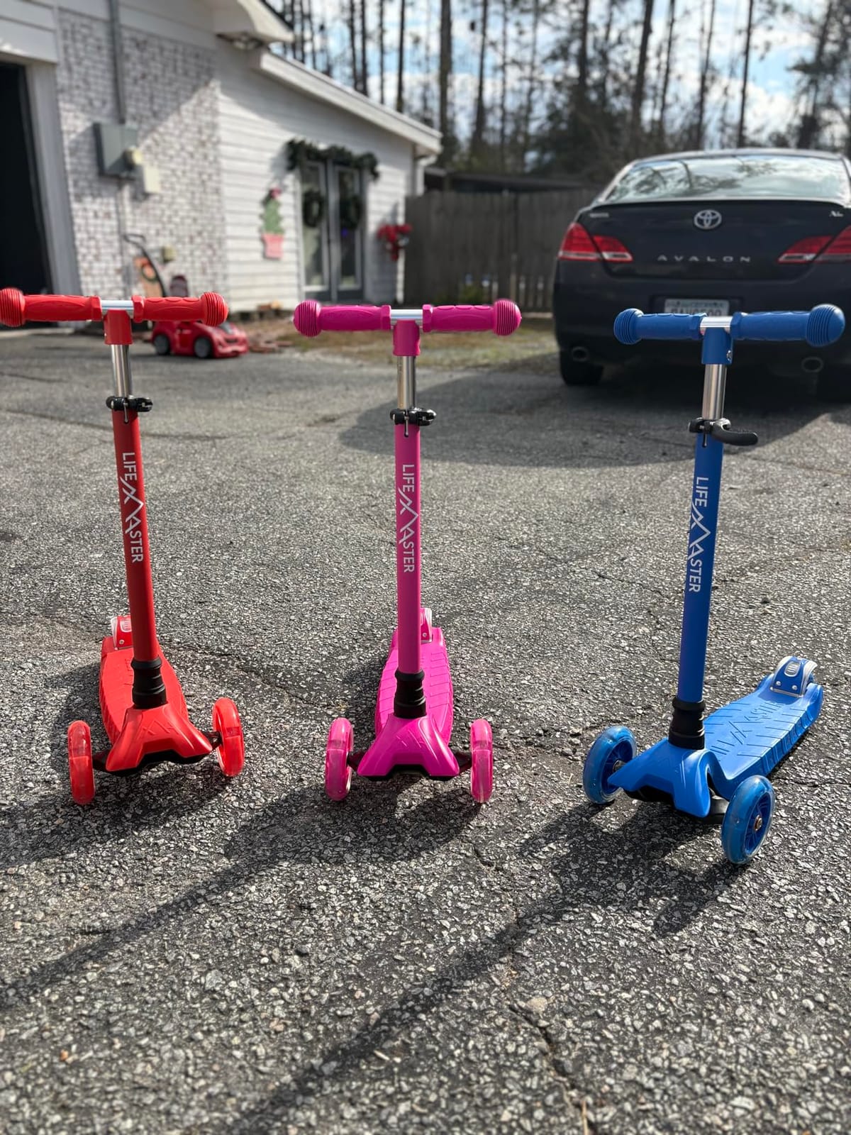 Lifemaster Mini 3-Wheel Kids Scooter with Multi-Color Wheel Lights - 4-Height Adjustable Handlebar, Wide Anti-Slip Deck, Child Safety Certified, Boys & Girls Ages 2+ Supports Up to 110 lbs customer photo 2