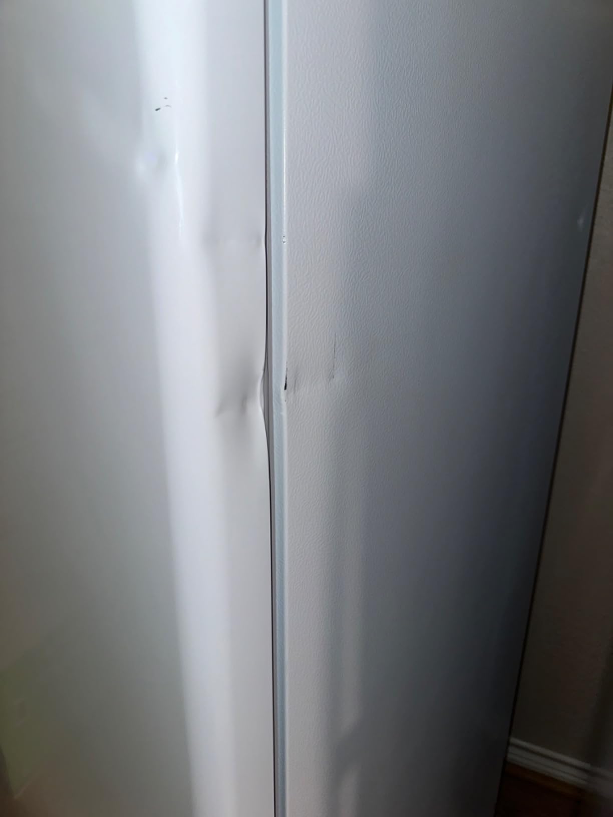 Hamilton Beach HZ4941 14 cu ft Upright Convertible Fridge/Freezer-Frost Free-Reversible Door-Removable Glass Shelves-LED Interior Light, White customer photo 2