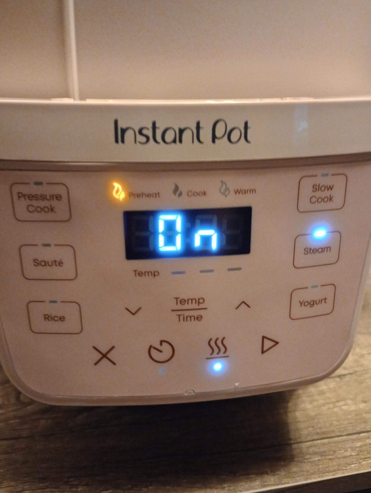 Instant Pot 7.5QT RIO Wide, 7-in-1 Electric Multi-Cooker, Pressure Cooker, Slow Cook, Rice, Steamer customer photo 2