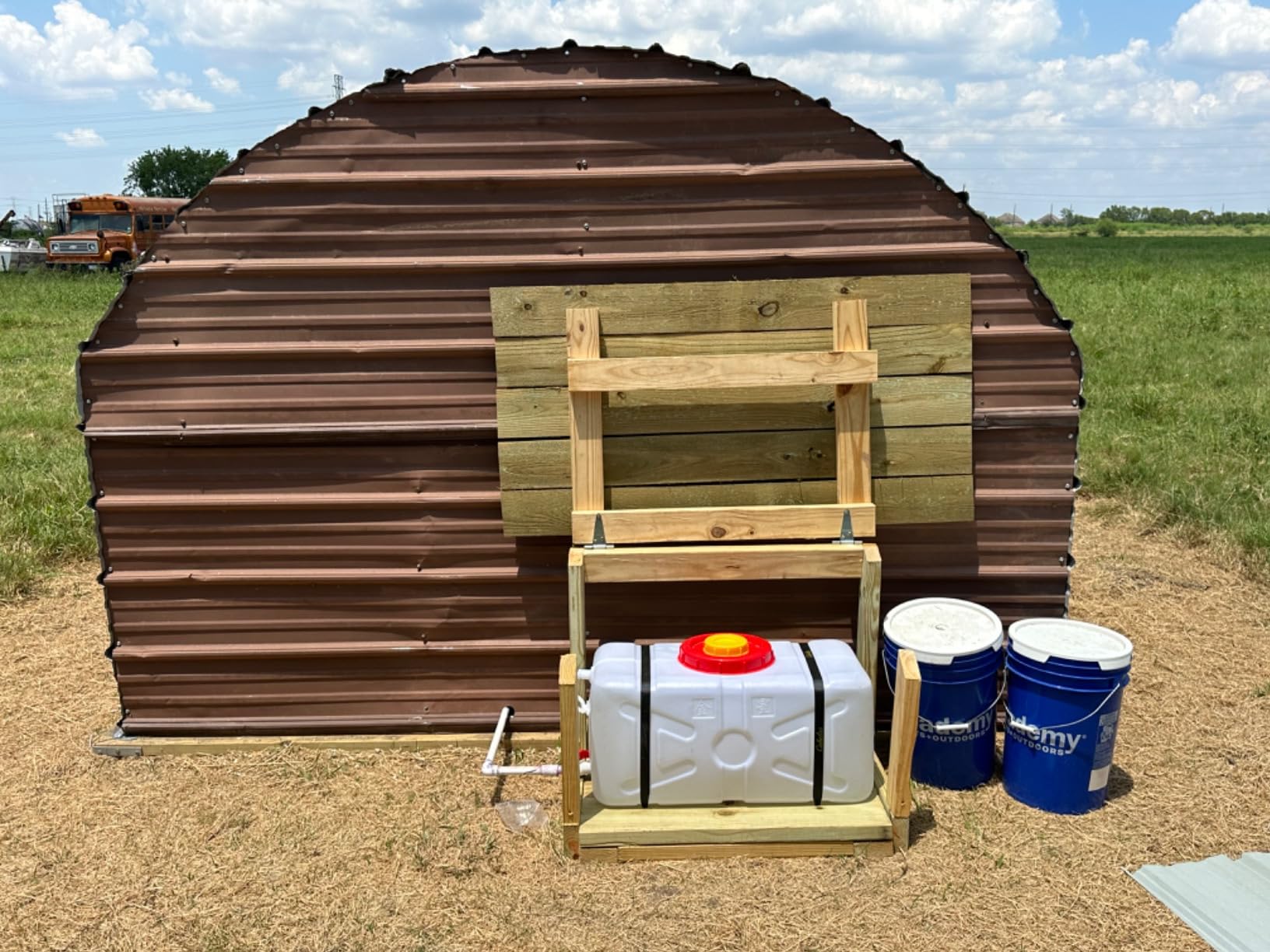 20 Gallon Portable Water Tank with Spigot&Hose | Food-grade Water Storage Container with Wide Opening, Ideal for Camping, RV, Truck, Emergency Preparedness (Thickening) customer photo 1