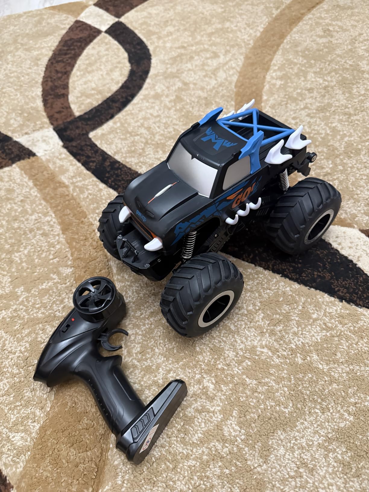 Threeking 1:16 Amphibious SUV Monster Truck All Terrain RC Car Crawler Toys | Waterproof Durable 4WD Off-Road Remote Control Cars Unique Toy Gifts for Boys Girls Ages 6-12 customer photo 1