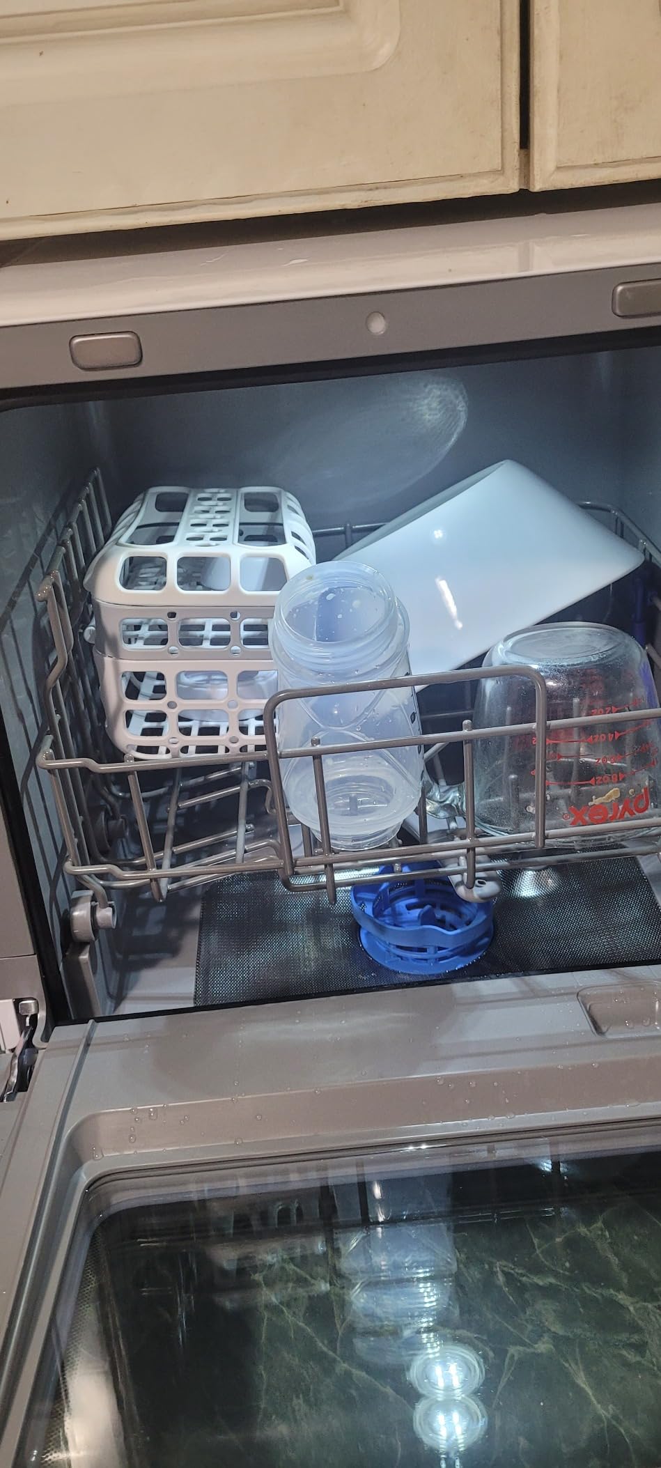 COMFEE' Portable Dishwasher Countertop with 5L Built-in Water Tank, No Hookup Needed, 6 Programs, 360° Dual Spray, 192℉ High-Temp & Air-Dry Function, Mini Dishwasher for RVs, White customer photo 1