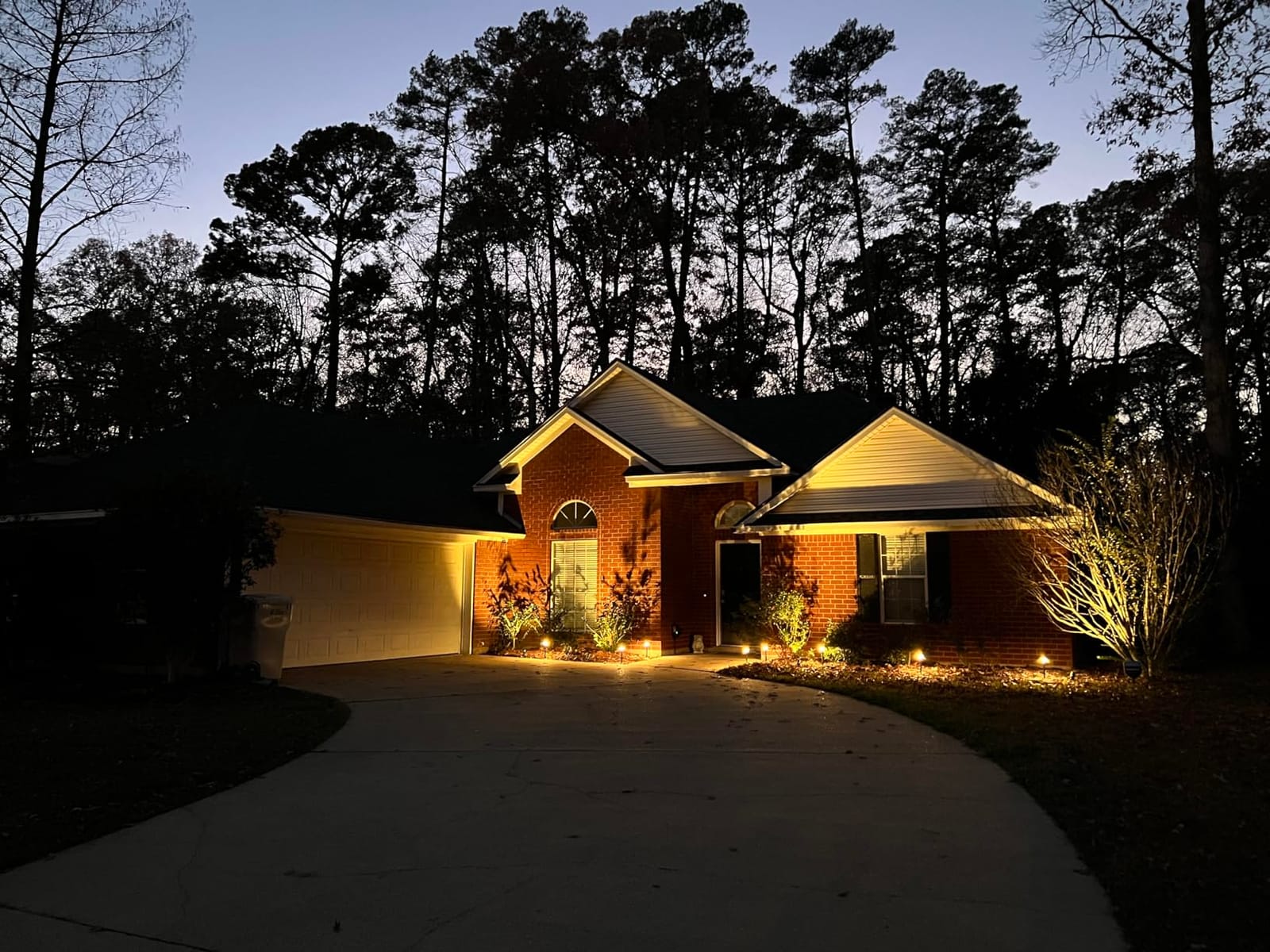 SUNVIE LED Low Voltage Landscape Lighting 12V Landscape Lighting Kit with Connectors, Low Voltage Pathway Lights with Spotlights Aluminum Pathway Lights Wired Waterproof for Patio Yard Garden, 12 Pack customer photo 2