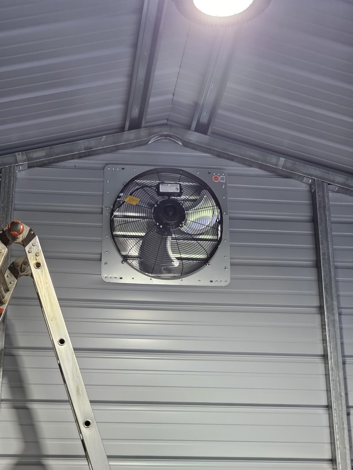 VEVOR 10'' Shutter Exhaust Fan, High-speed 820 CFM, Aluminum Wall Mount Attic Fan with AC-motor, Ventilation and Cooling for Greenhouses, Garages, Sheds, Shops, FCC customer photo 1