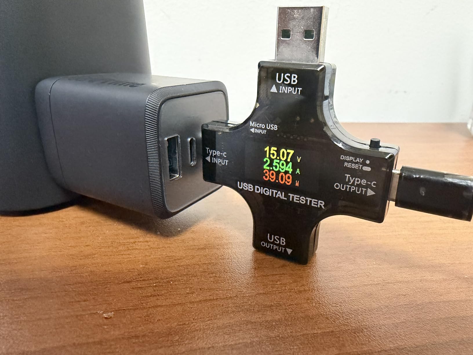 Anker USB Charger Block, 67W GaN Wall Charger, 3-Port Compact Fast Charging Phone Charger, For MacBook Pro/Air, Pixelbook, iPad Pro, iPhone 17/16/Pro, Galaxy S23/S22, Note20, Pixel, Apple Watch, and More customer photo 1