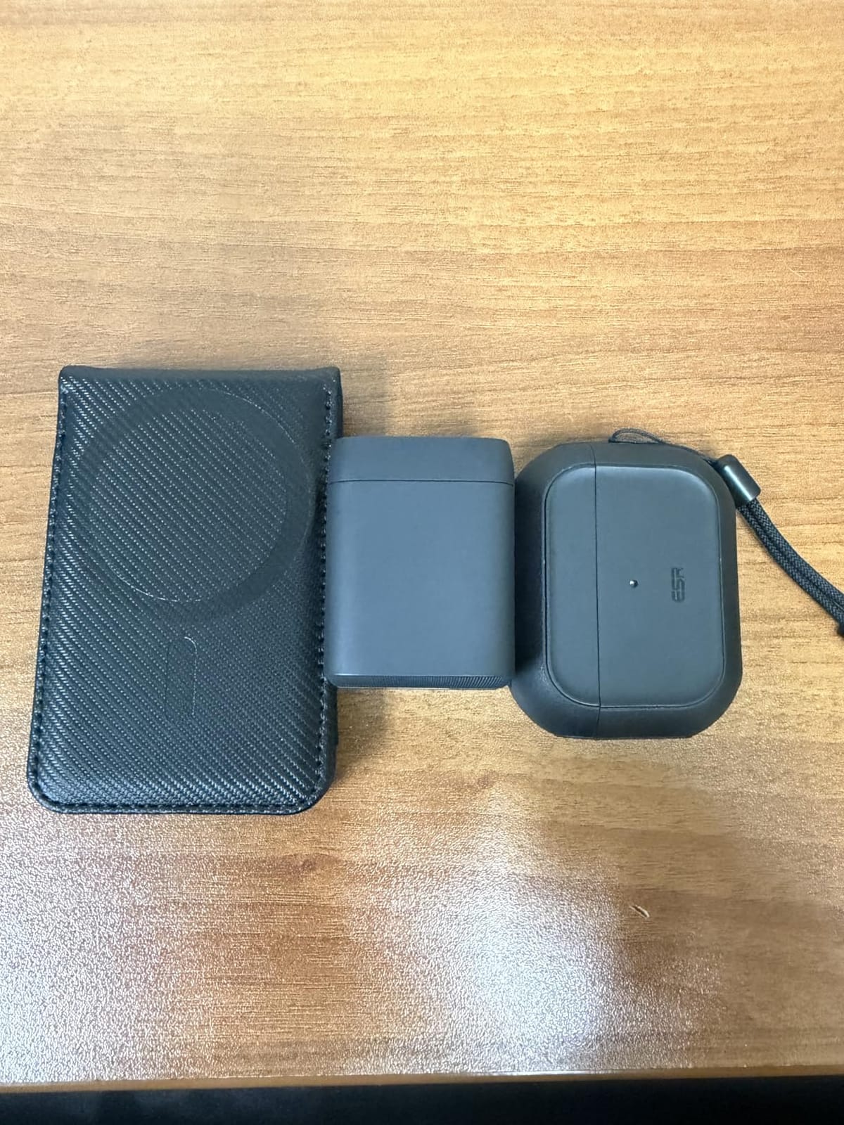 Anker USB Charger Block, 67W GaN Wall Charger, 3-Port Compact Fast Charging Phone Charger, For MacBook Pro/Air, Pixelbook, iPad Pro, iPhone 17/16/Pro, Galaxy S23/S22, Note20, Pixel, Apple Watch, and More customer photo 2