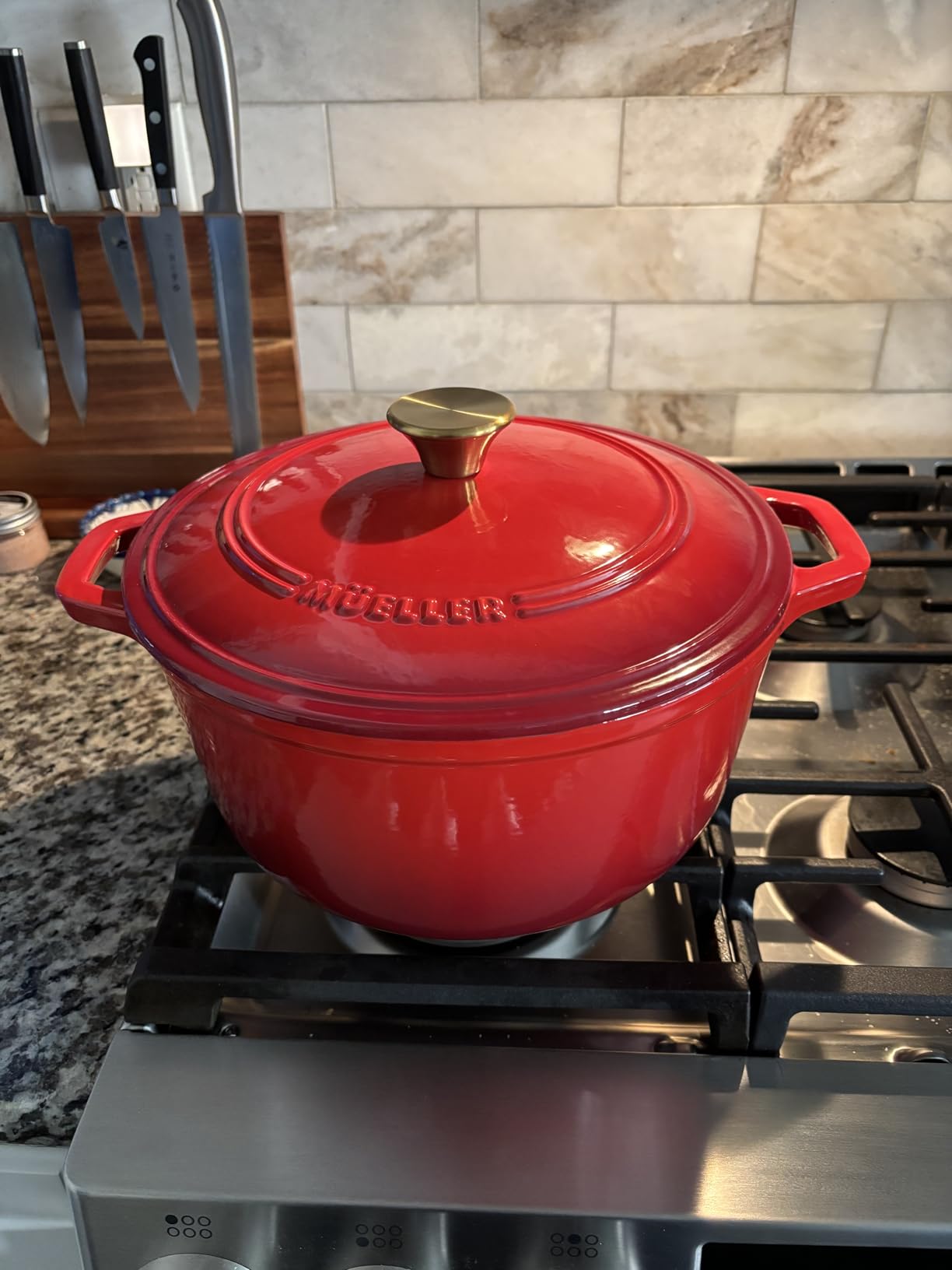 Mueller DuraCast 6 Quart Enameled Cast Iron Dutch Oven Pot with Lid | Sourdough Bread Baking, PFOA-Free, 500°F Oven Safe - All Cooktops incl. Induction, Braising & Slow Cooking, Emerald customer photo 1