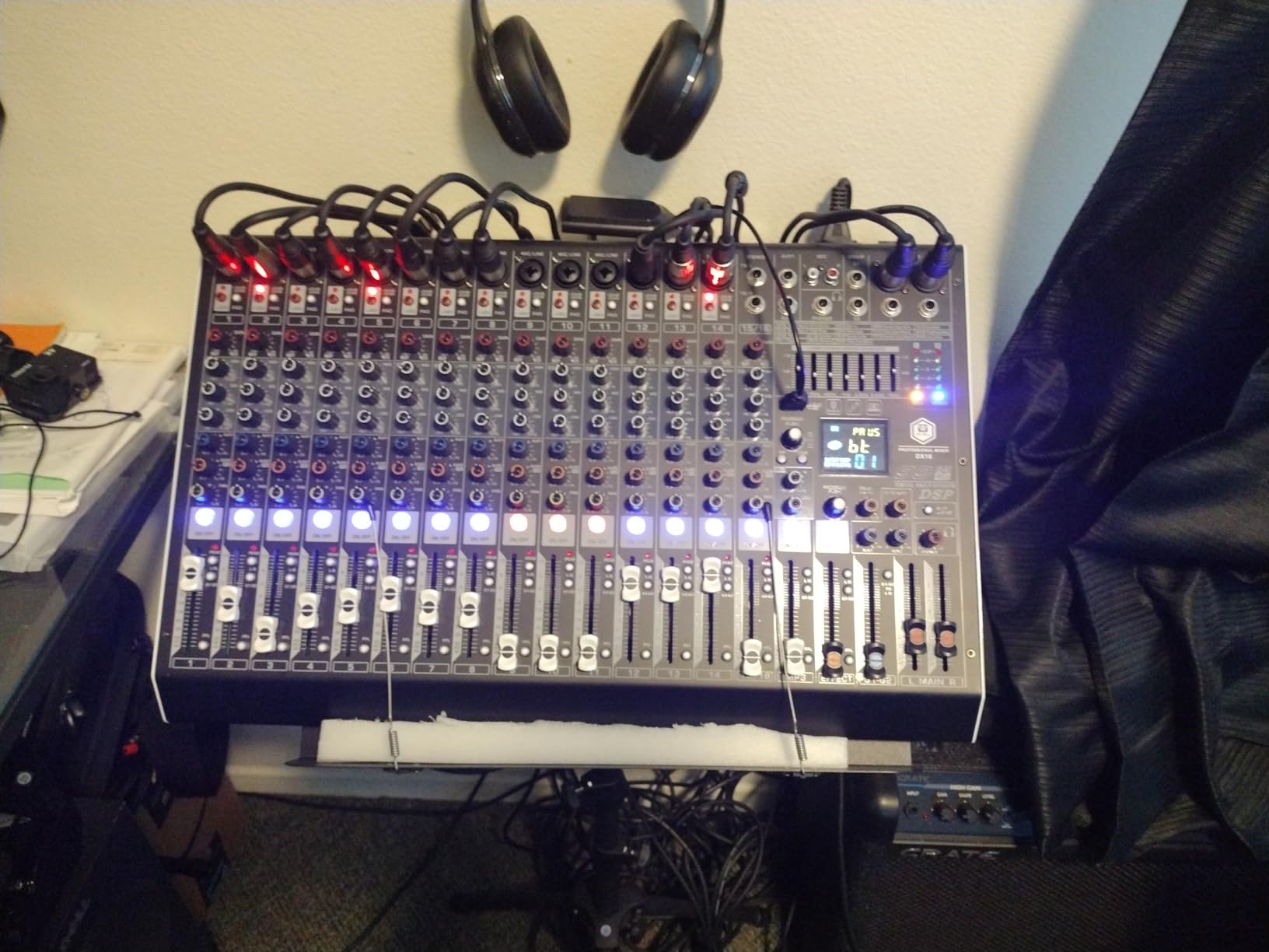 W IN-MIX DX16 Professional 16-Channel DJ Mixer with 99 DSP Effects, 7-Band EQ, 48V Phantom Power, Bluetooth & USB Recording for Live Performance, Studio, Podcast & Streaming customer photo 1