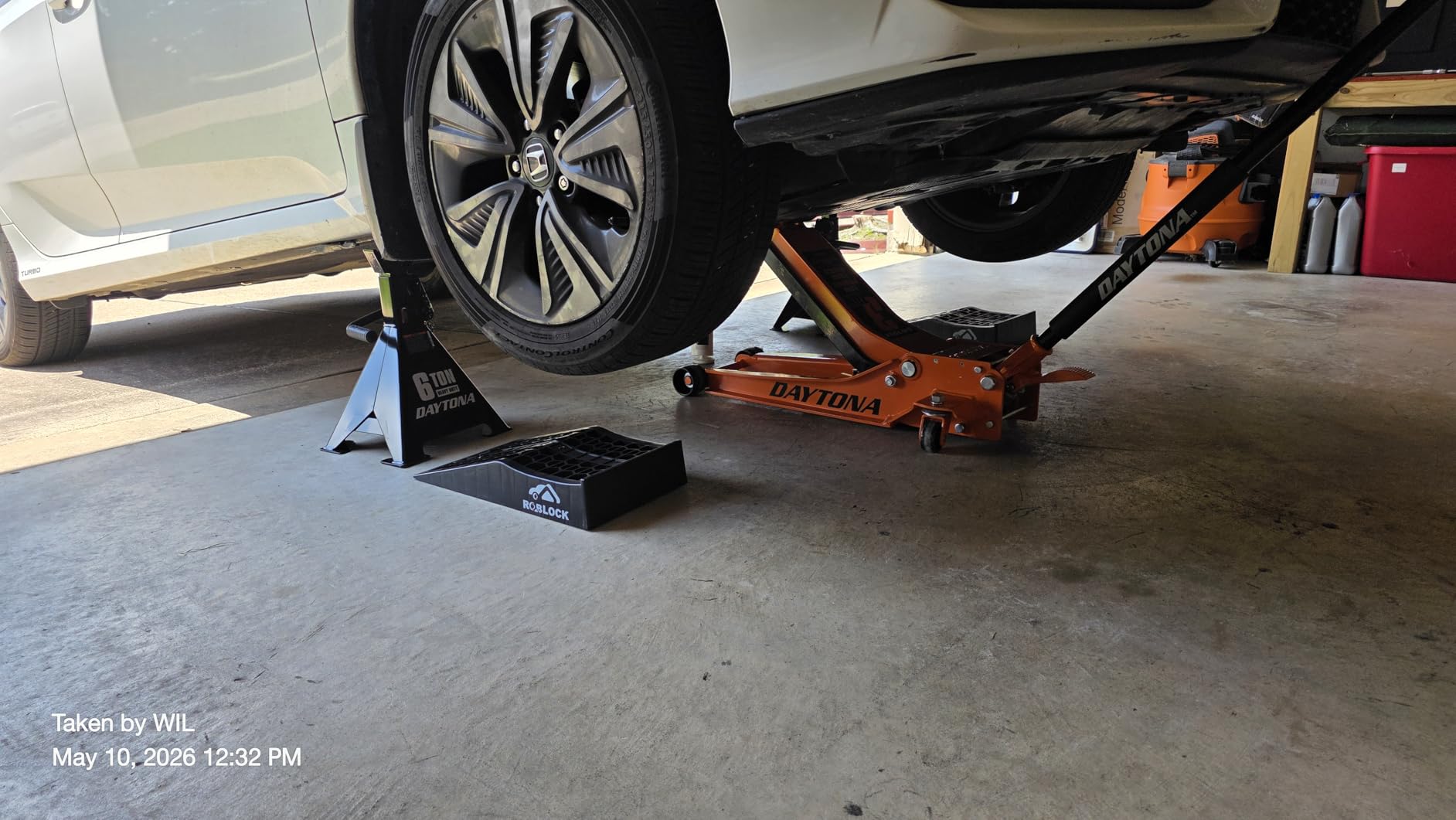ROBLOCK Heavy Duty Low Profile Car Ramps for Oil Changes, Portable Car Ramps for Low Cars High Lift and Jack Support, Vehicle Ramps for Garage, 35.63''x12''x8.07'', G.V.W 13000 LBS, 2 PCS customer photo 1