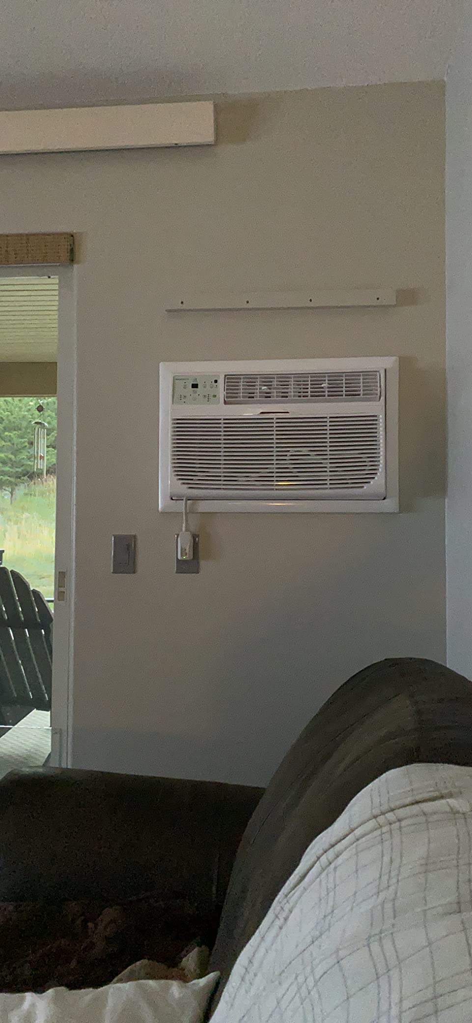 Keystone 14,000 BTU Wall Mounted AC Unit and Dehumidifier, 230V, Wall Unit for Bedroom, Garage, Nursery, and Large Rooms up to 700 Sq.Ft., AC Wall Unit with Remote Control customer photo 1