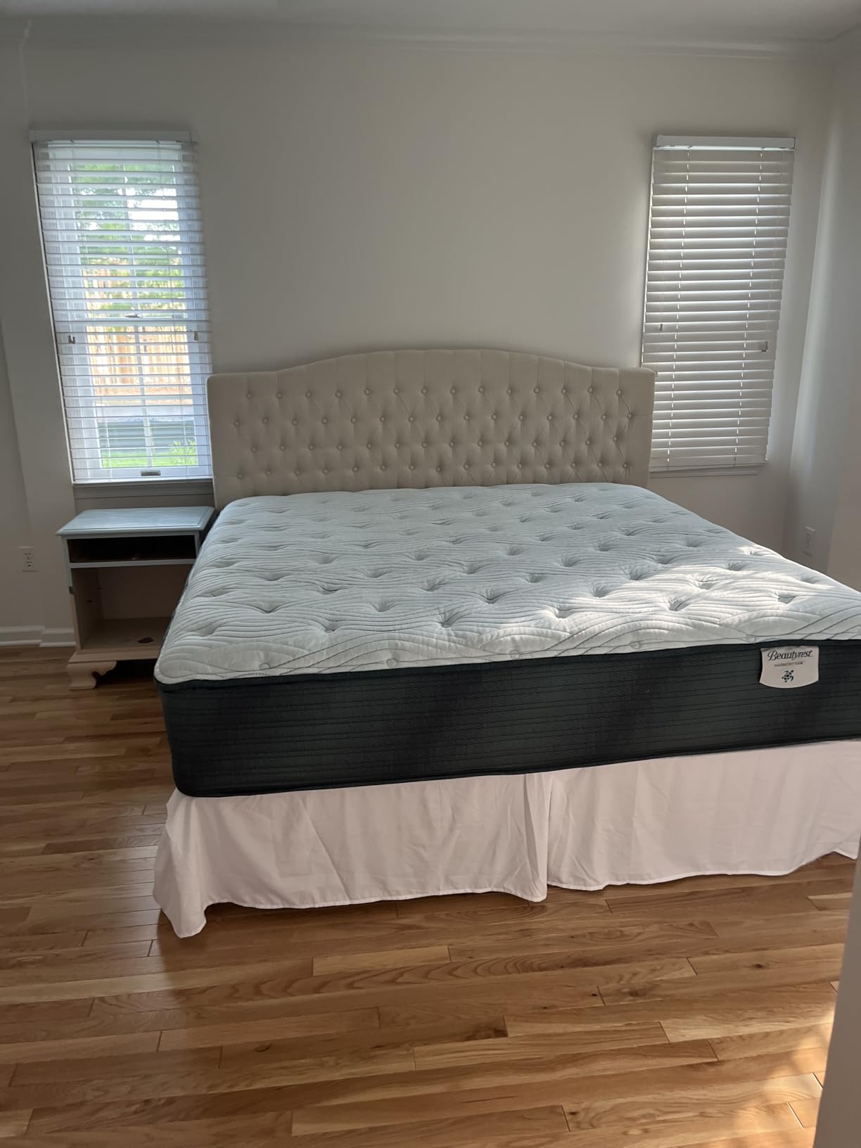 King Headboard Only, Linen Classic Tufted Design, Ivory | 2 installation options: 1.bed frame mount 2.wall mount (for adjustable bed), Classic hand-tufted headboard king size customer photo 1
