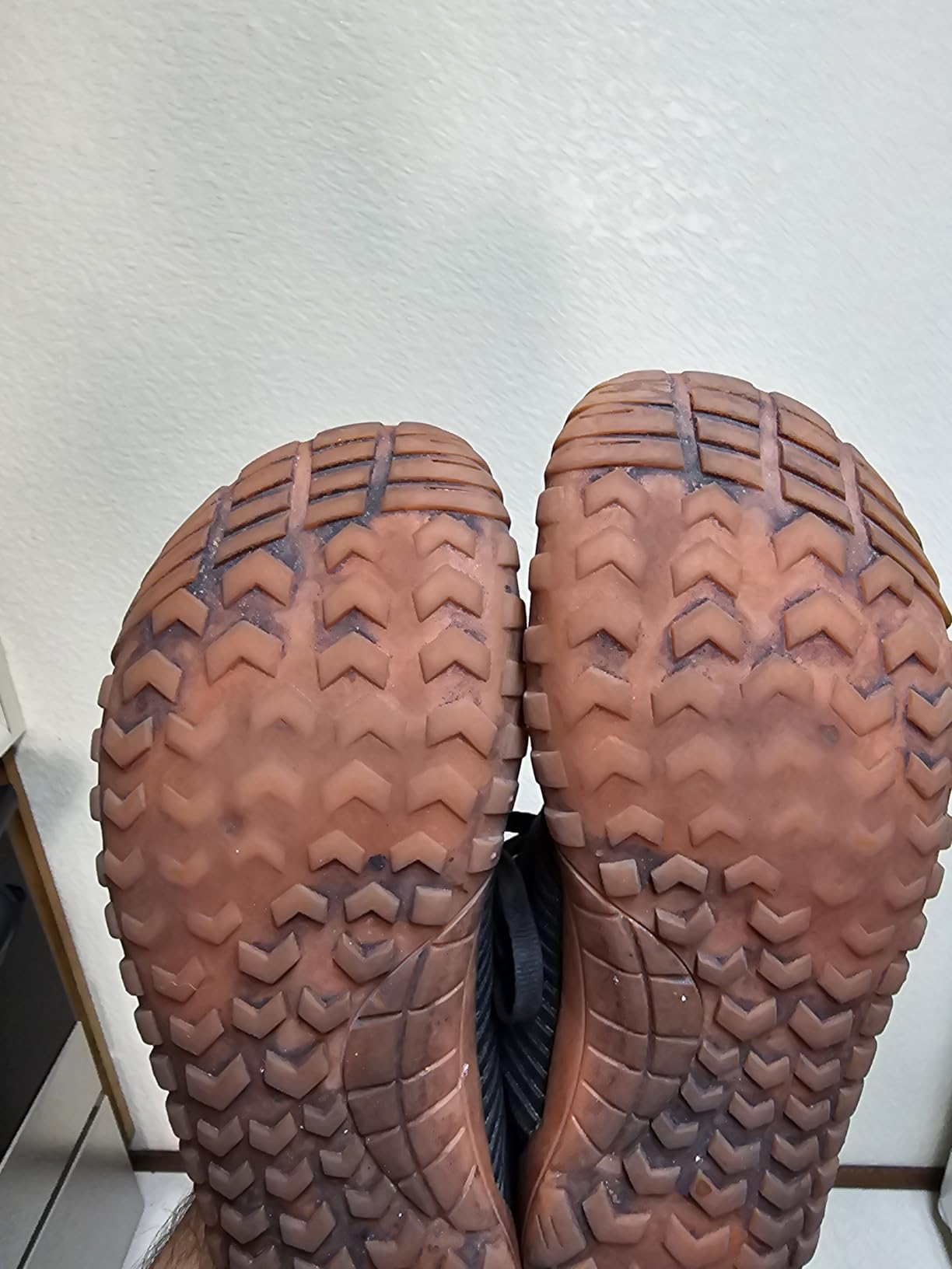 WHITIN Men's Wide Barefoot Trail-Running Shoes W51 customer photo 2