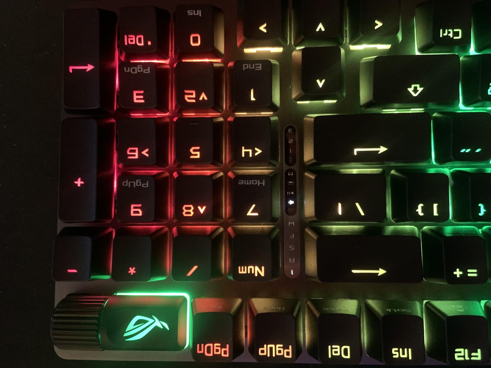 ASUS ROG Strix Scope II 96 Wireless Mechanical Gaming Keyboard - 96% Full-Size, Tri-Mode Connectivity, Hot Swappable Pre-lubed ROG NX Snow Linear Switches, PBT Keycaps, RGB, PC/Mac Support-Black customer photo 1