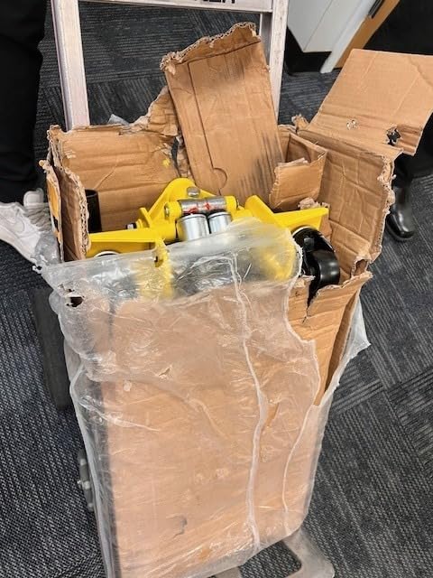 YELLOW JACKET Low Profile Floor Jack with Dual Pumps Quickly Lift Hydraulic Car Jack with Pad, 4 Ton (8,800 lb) Capacity customer photo 2