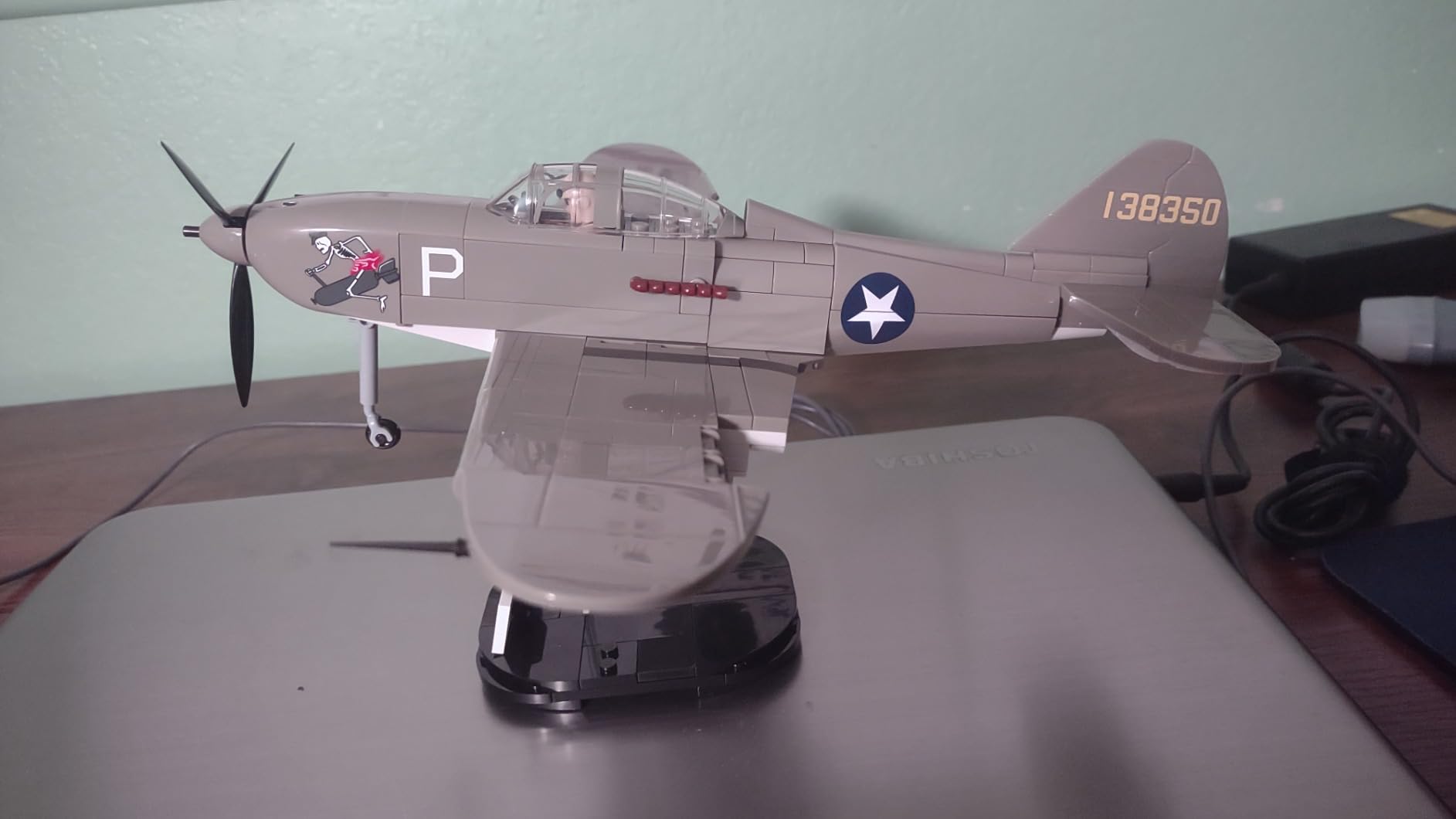 Historical Collection WWII Bell P-39D AIRACOBRA Aircraft customer photo 2