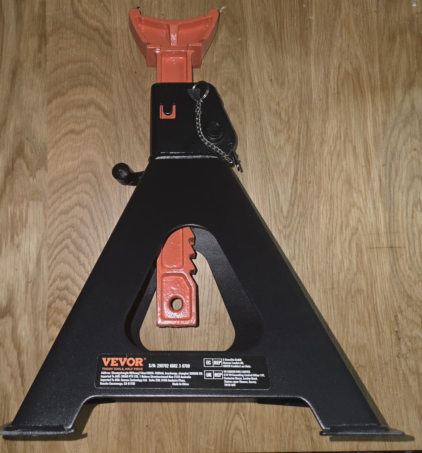 VEVOR Jack Stands, 6 Ton (13,000 lbs) Capacity Car Jack Stands Double Locking, 14.2-23 inch Adjustable Height, for Lifting SUV, Pickup Truck, Car and UTV/ATV, Red, 1 Pair customer photo 1
