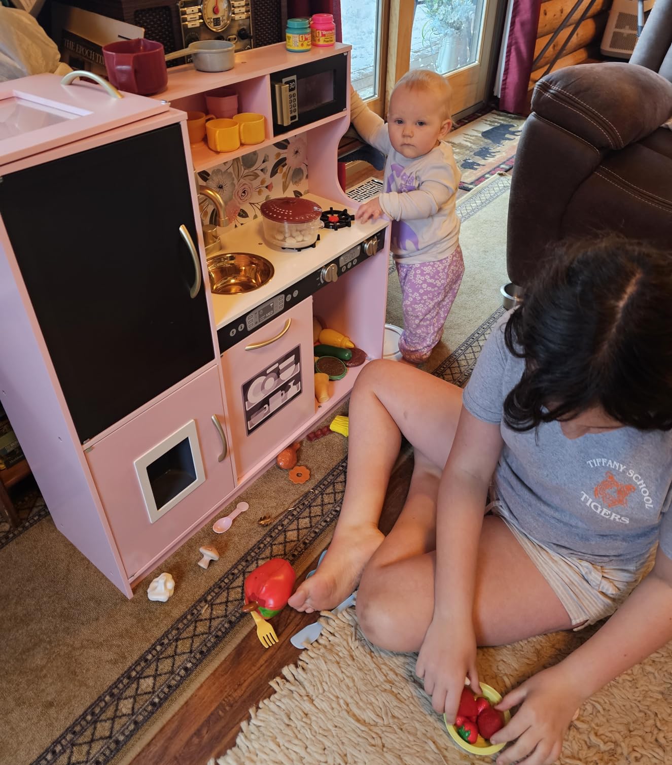 Best Choice Products Wooden Play Kitchen for Kids, Pretend Play Cooking Toy Set with Sink, Oven, Microwave, Refrigerator, Ice Maker & Accessories, Kitchen Playset for Toddlers Ages 3+ - White customer photo 1