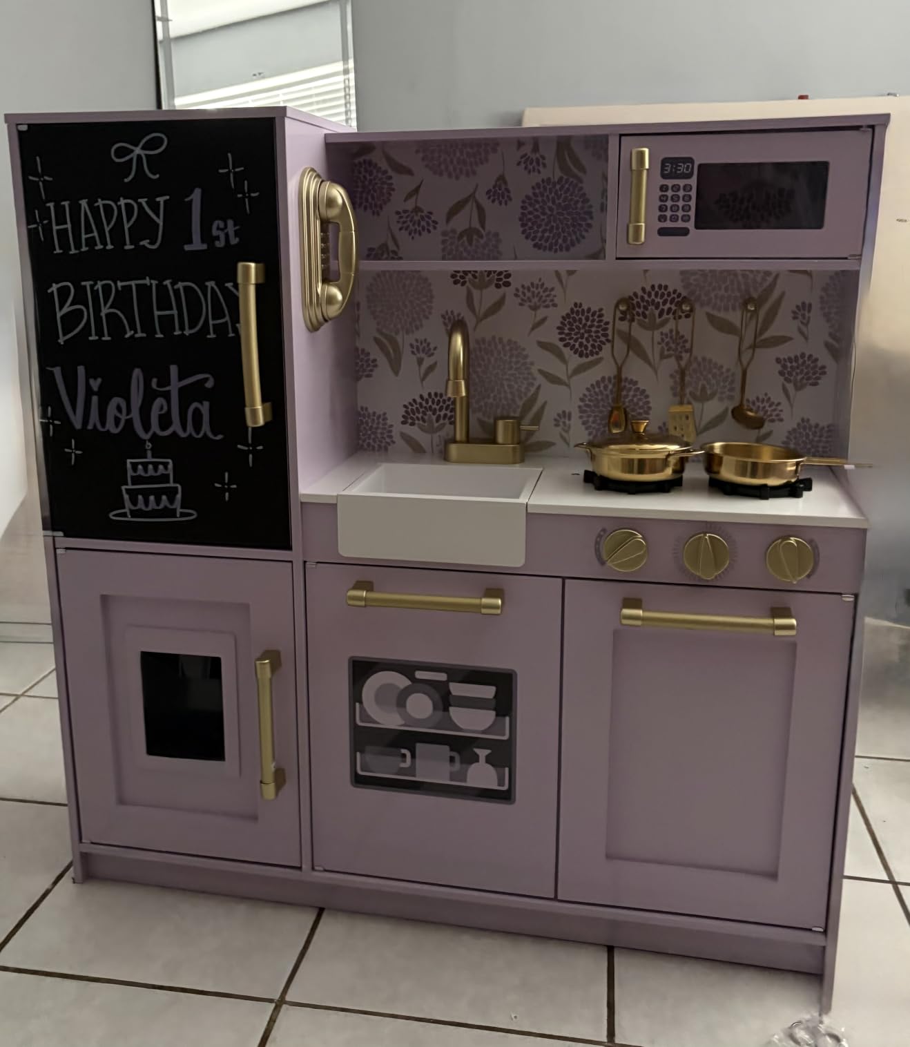 Best Choice Products Wooden Play Kitchen for Kids, Pretend Play Cooking Toy Set with Sink, Oven, Microwave, Refrigerator, Ice Maker & Accessories, Kitchen Playset for Toddlers Ages 3+ - White customer photo 2
