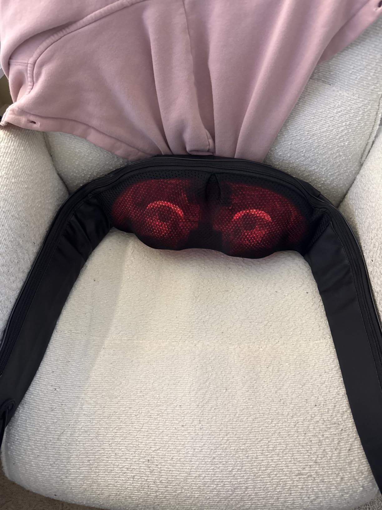 AERLANG Shiatsu Back and Neck Massager - Deep Tissue Kneading with Heat, Electric Massage Pillow customer photo 2