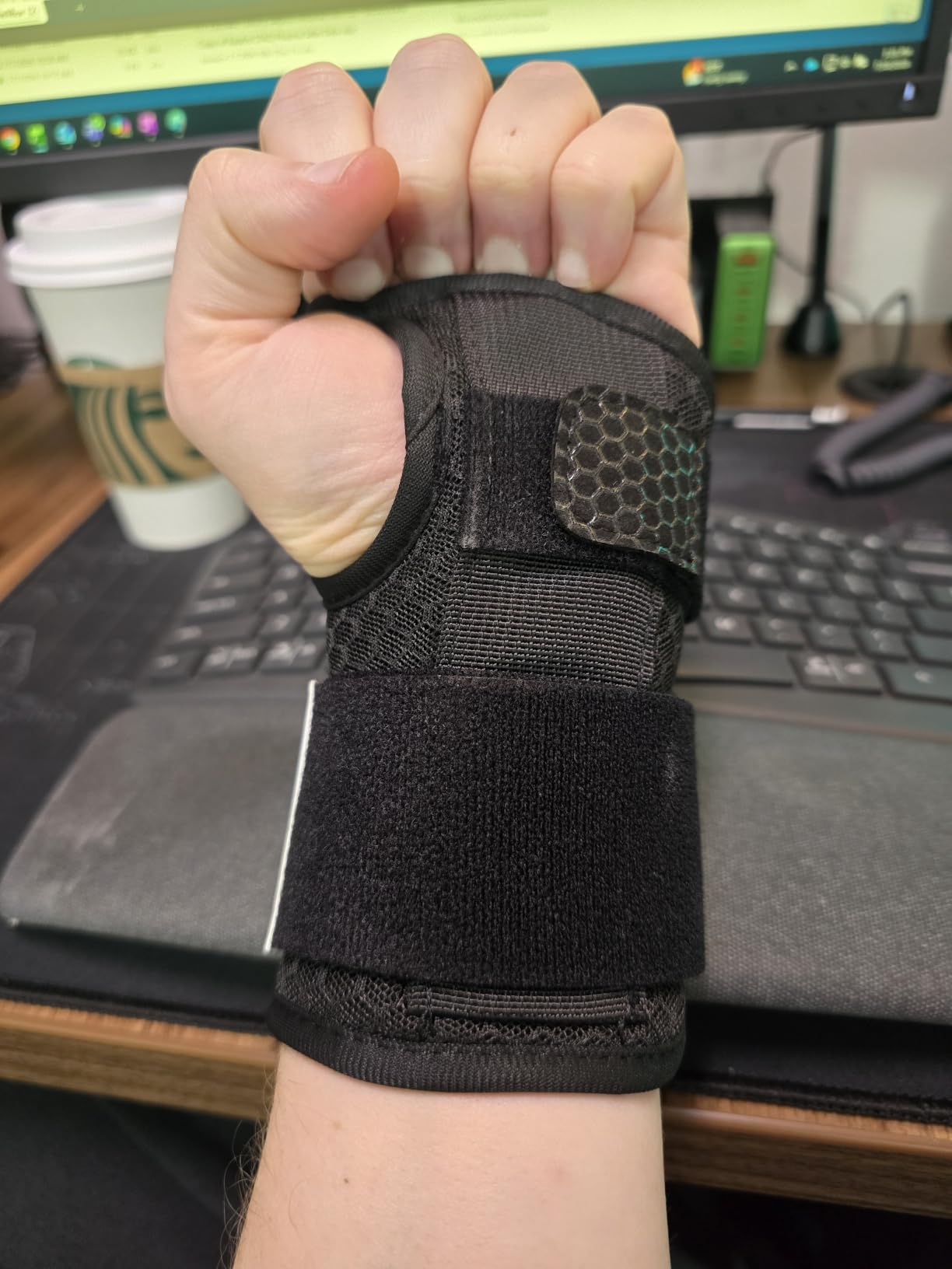 FEATOL 2 Pack Carpal Tunnel Wrist Brace For Work With Wrist Splint, 6.5'' Wrist Brace Night Support For Women Men, Pain Relief For Tendonitis, Arthritis, Pregnancy, Typing, Right and Left Hand, Medium customer photo 2