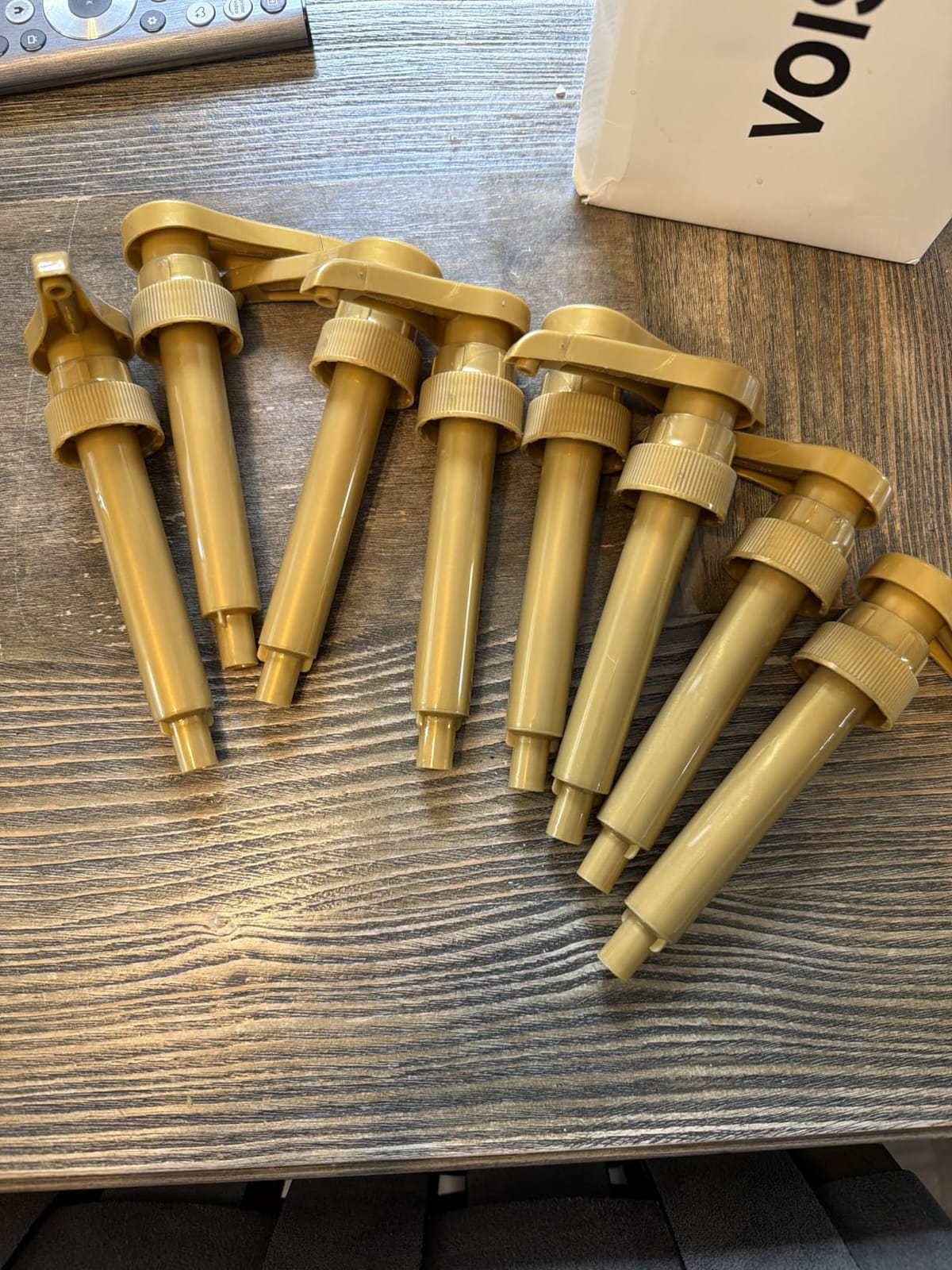 VOISEN Coffee Syrup Pump, 6 Pack Gold Syrup Pump | Skinny Syrup Pump for 750ml 25.4oz Syrup Bottle, Syrup Pump Dispenser for Coffee Bar Drinking Mixes, Davinci, Jordans customer photo 1