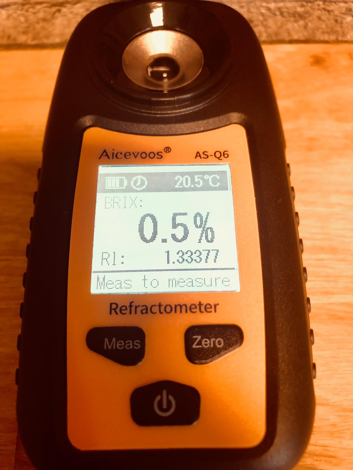 Digital Sugar Brix Refractometer, ATC, Range 0-35%, ±0.2% Precision customer photo 2