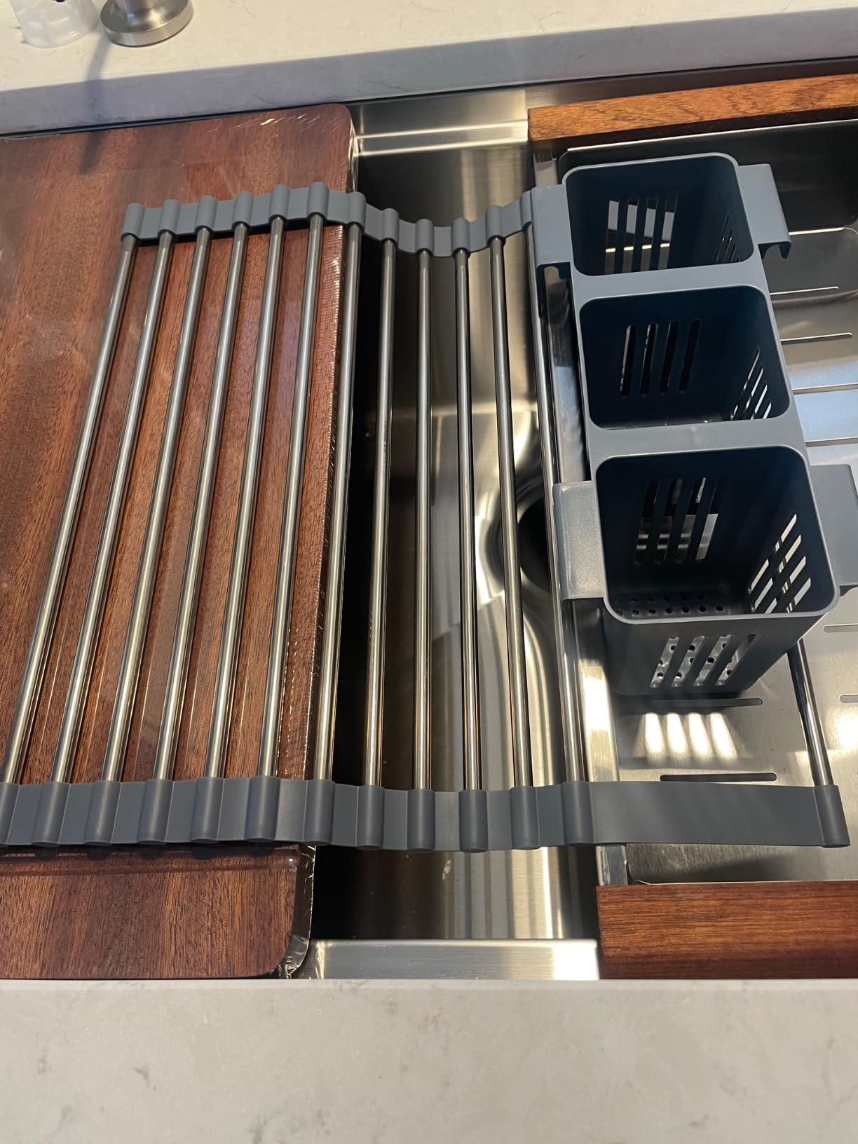 30 Inch Undermount Kitchen Sink Superior Drain Kitchen Sinks 11 Gauge (3mm) Stainless Steel, Single Bowl Integrated Ledge Multifunctional Workstation Set customer photo 1