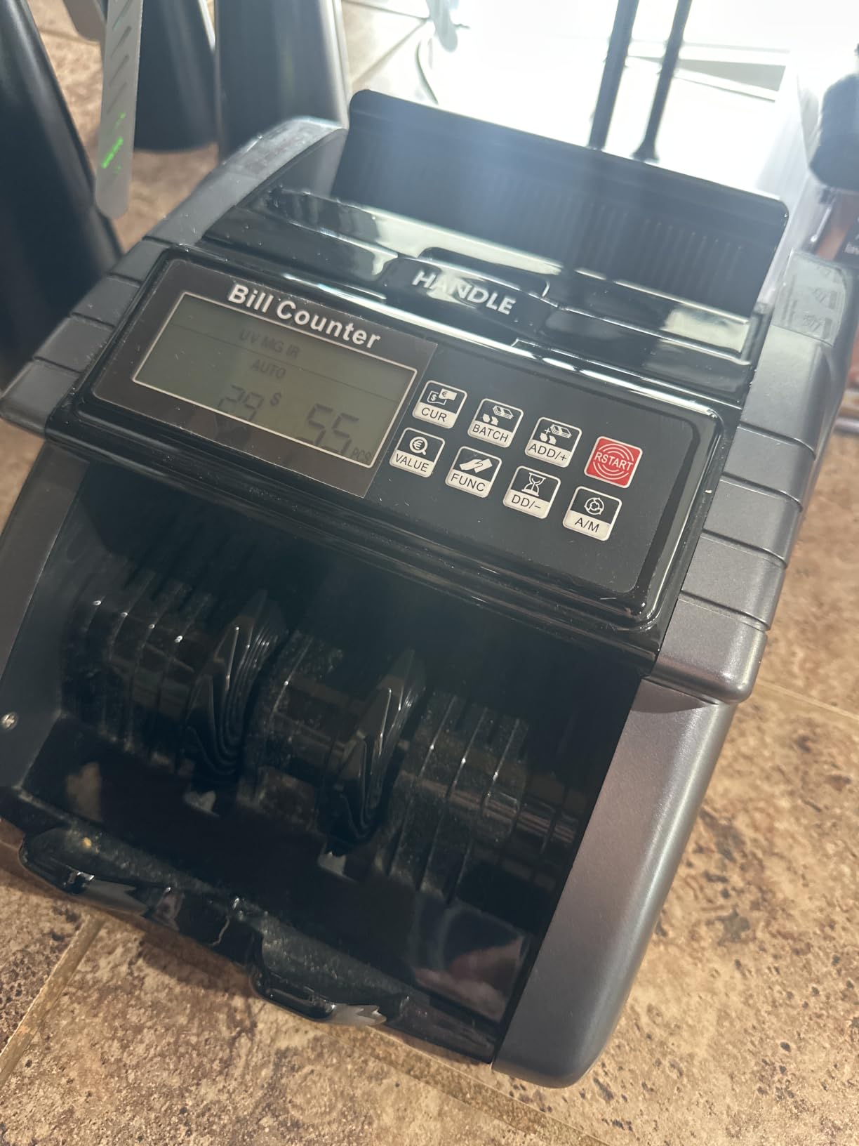 LOLARAN AL1000 Money Counter Machine with Value Counting for USD & EUR, UV/MG/MT/IR/DD/HLF Counterfeit Detection, LCD Display, Count/ADD/Batch/AUTO/Manual Modes, 1,300 Notes/Min customer photo 1