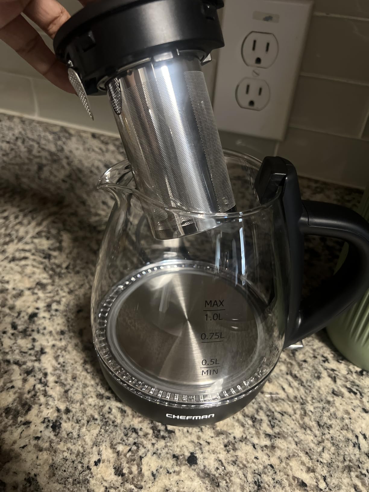 Chefman Electric Kettle with Tea Infuser, Compact 1L (4 Cups), 1500W, Removable Lid for Easy Cleaning, Boil-Dry Protection, Stainless Steel Filter, BPA Free, Auto Shut Off, Small Electric Tea Kettle customer photo 2