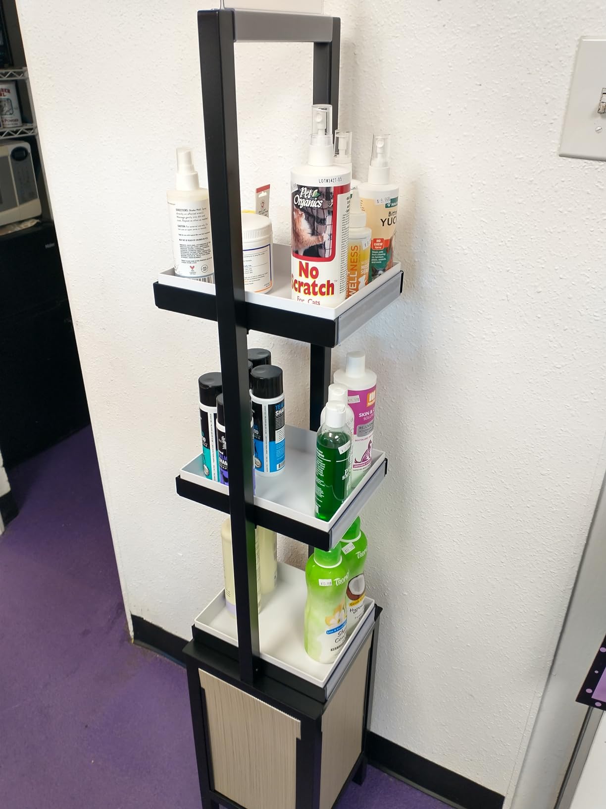 Azar Displays, 655000, Retail Display Tower with 3 Tiers, Tall Cosmetic Shelves, Beauty Display Stand for Salon Retail Products with Signage, No Tools Required, 5 Ft Height, Black Steel customer photo 2