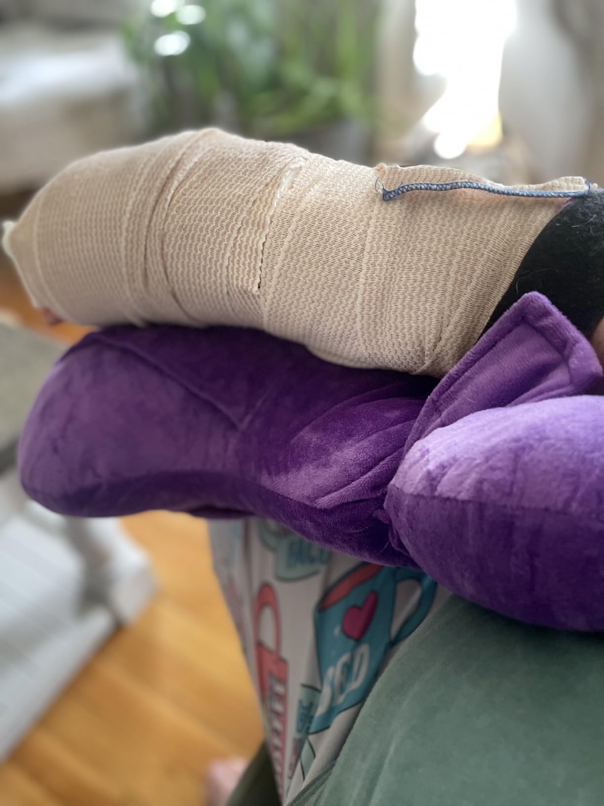 TrelaCo Post Shoulder Surgery Pillow with Pocket, Rotator Cuff Pillow Pain Relief for Sleeping, After Shoulder Surgery Must Haves for Arm Pressure Relief customer photo 1